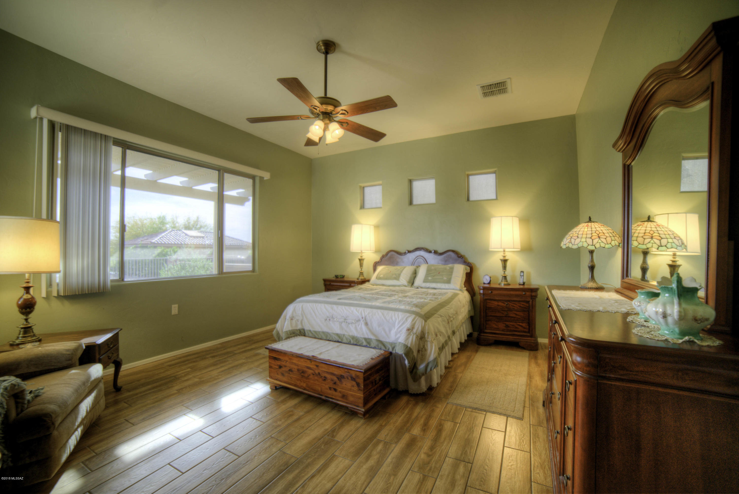 2181 W Escondido Canyon Drive