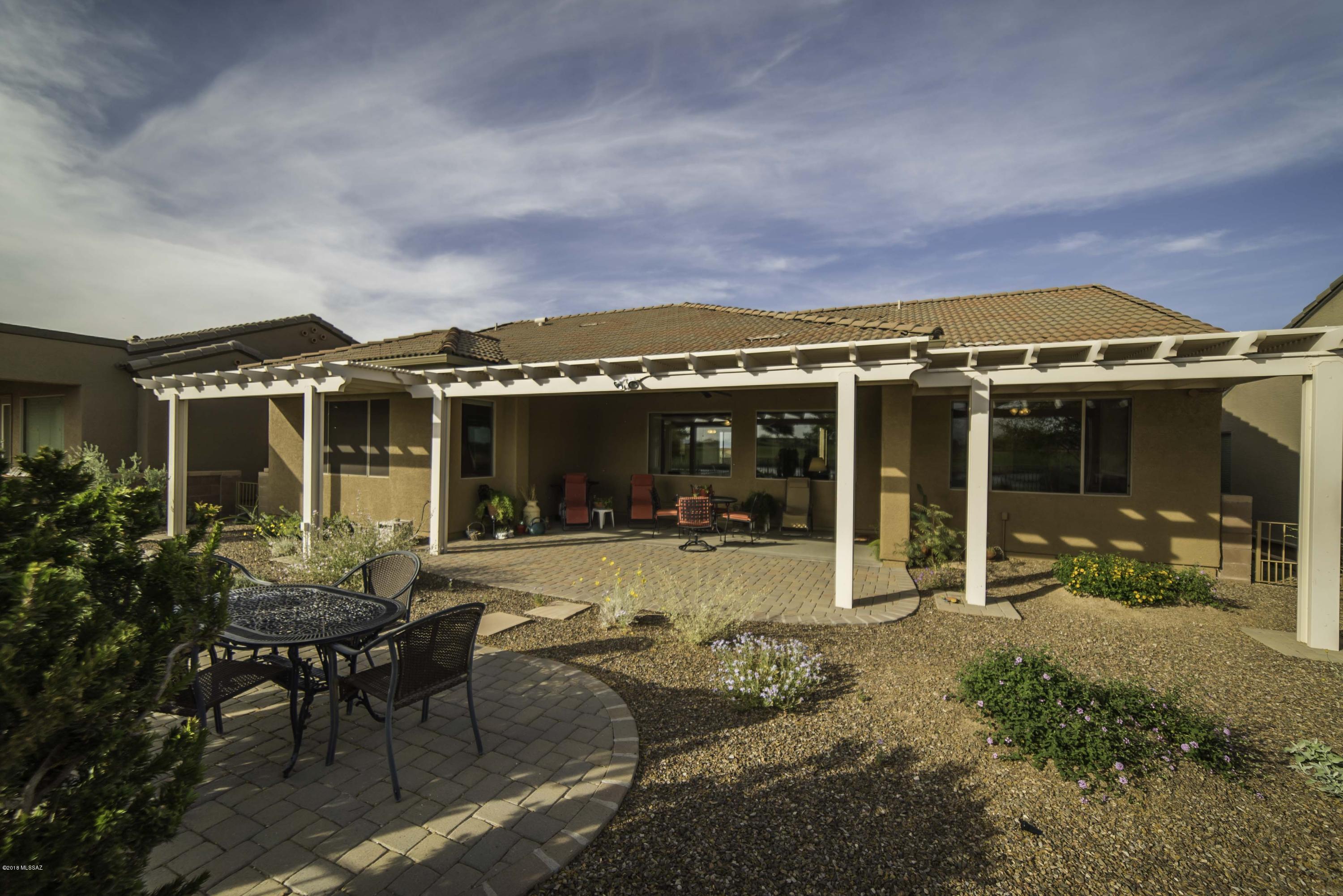 2181 W Escondido Canyon Drive