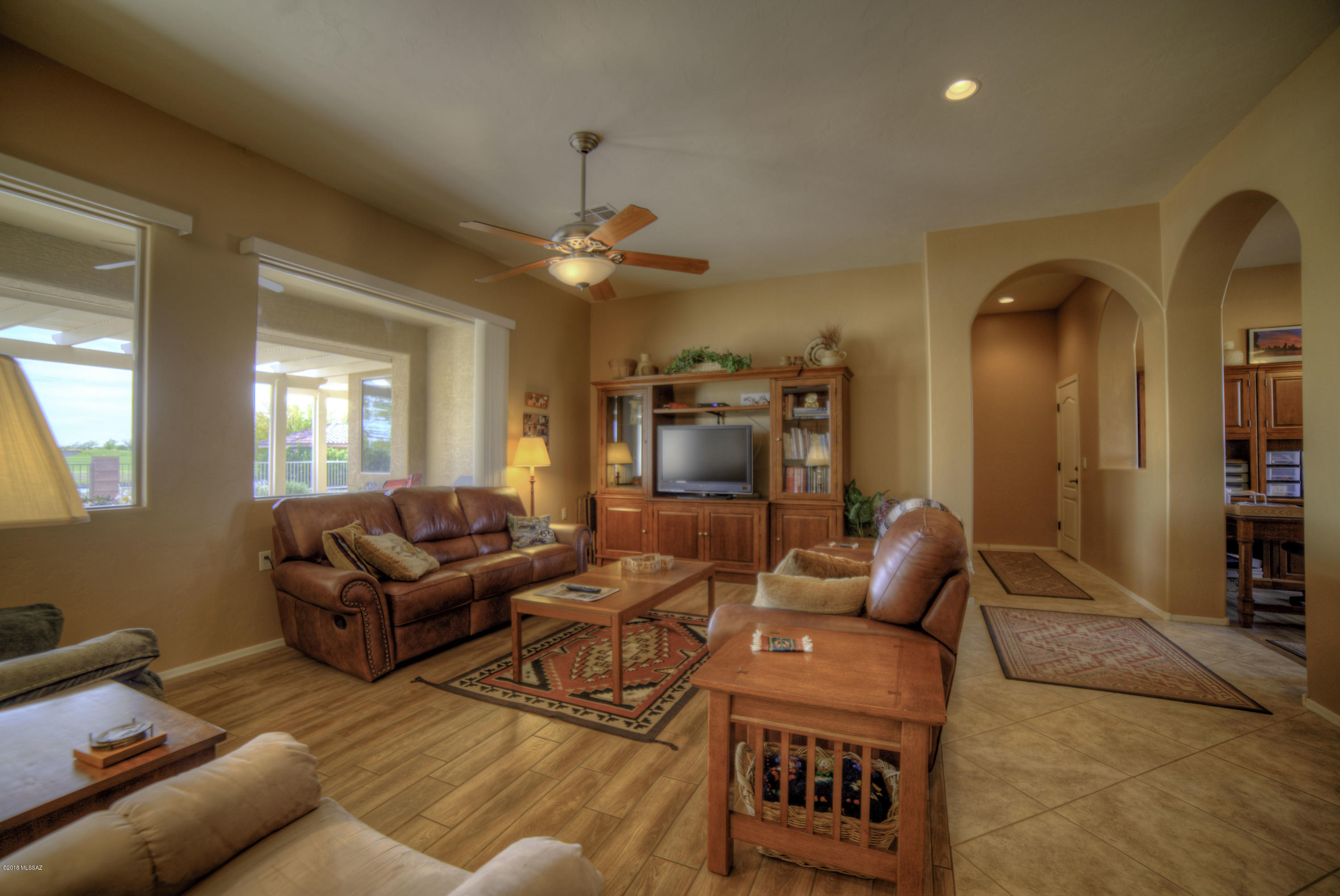 2181 W Escondido Canyon Drive