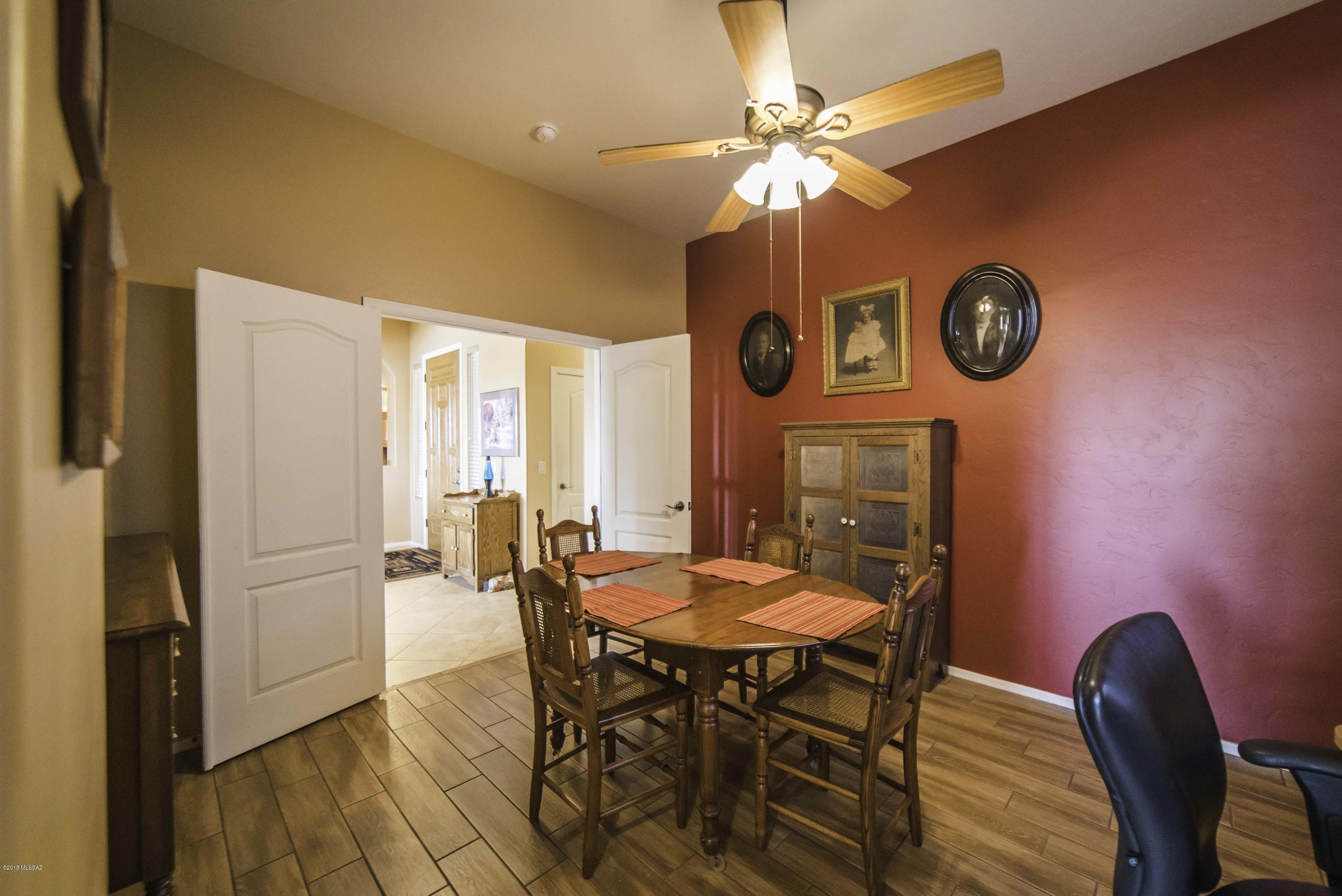 2181 W Escondido Canyon Drive