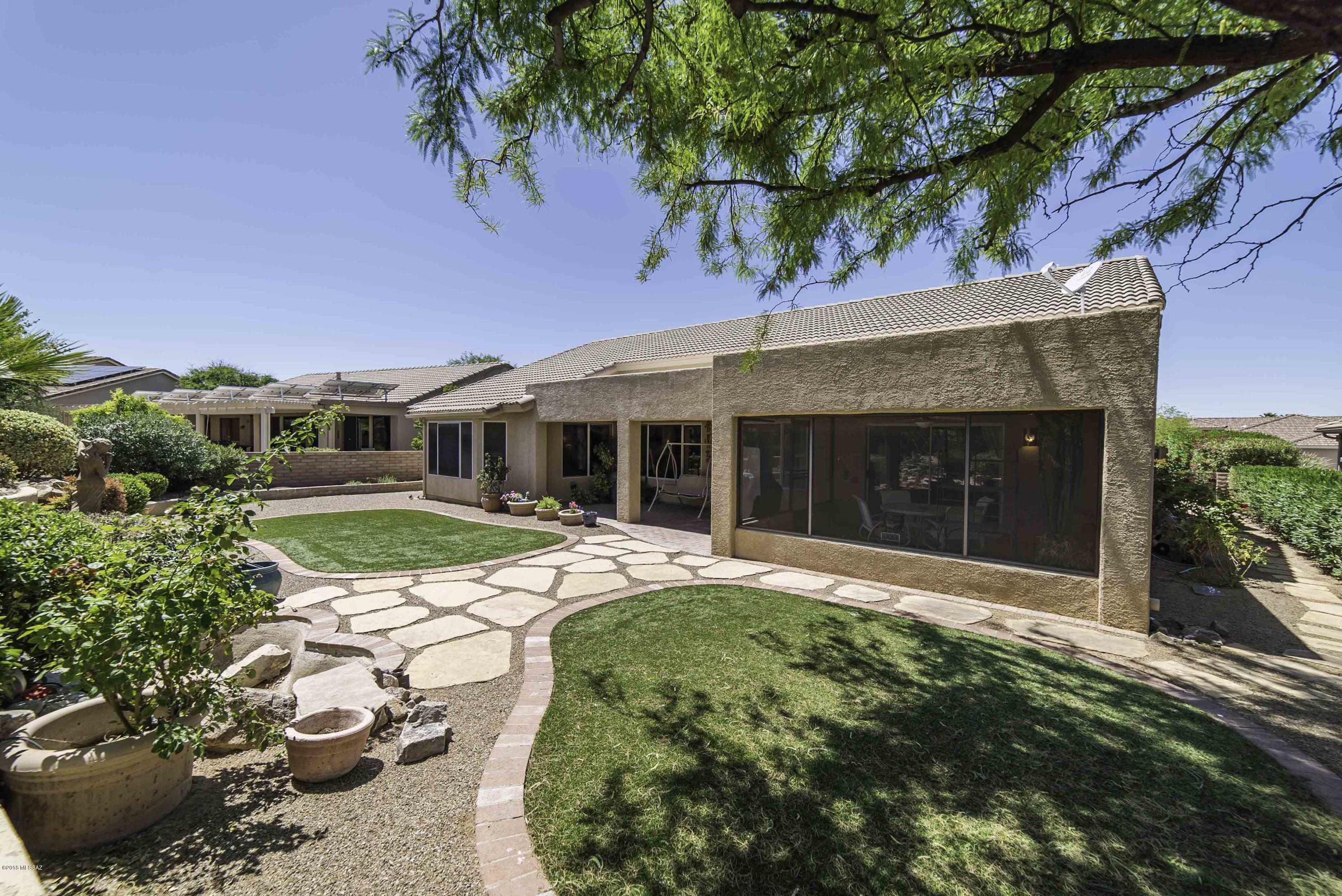 1018 N Cowboy Canyon Drive