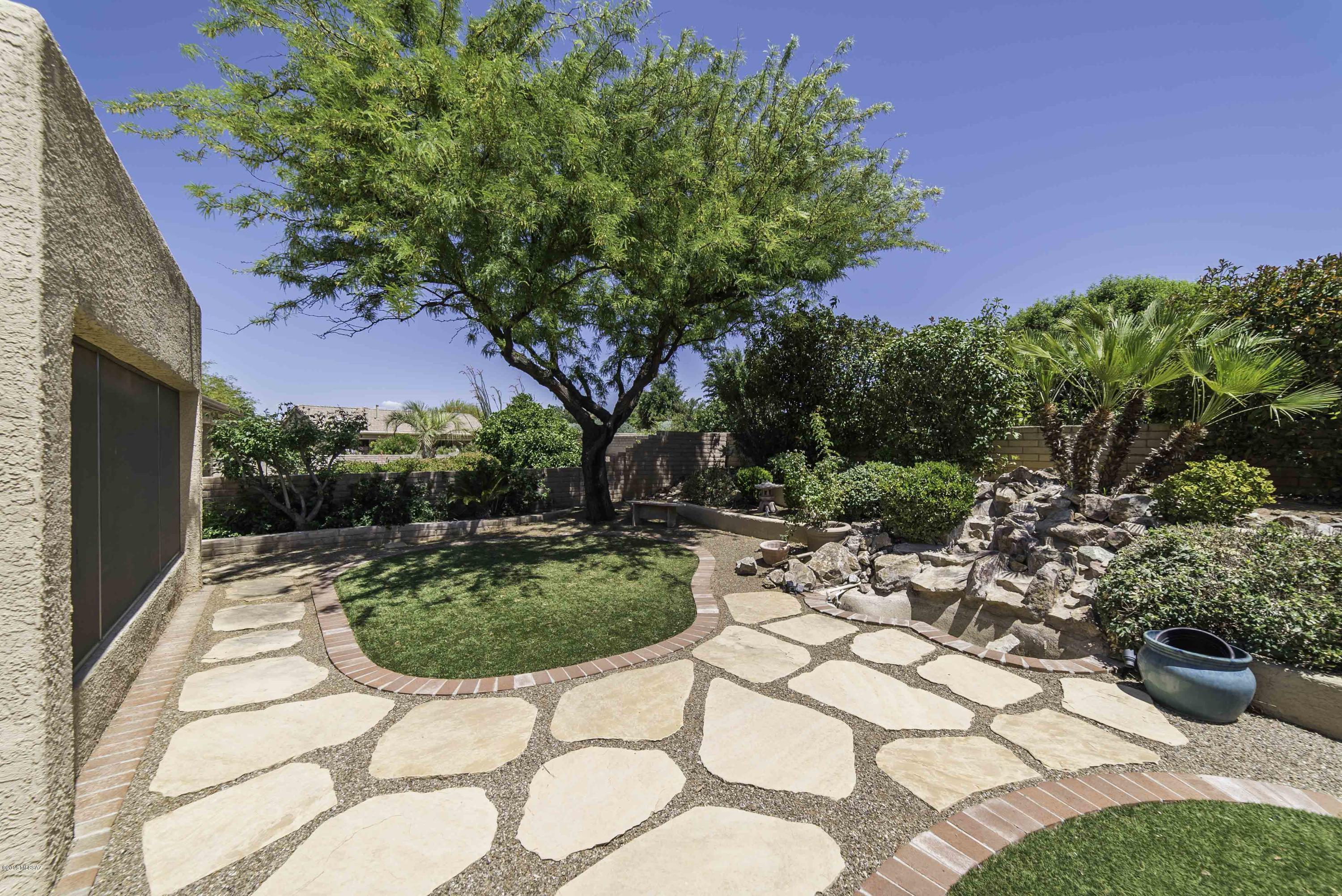 1018 N Cowboy Canyon Drive