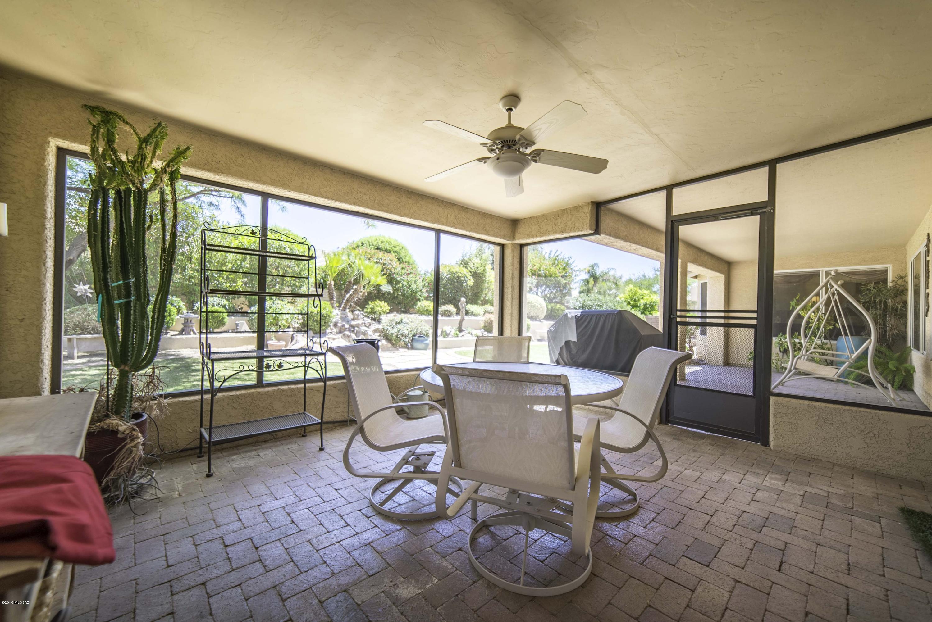 1018 N Cowboy Canyon Drive