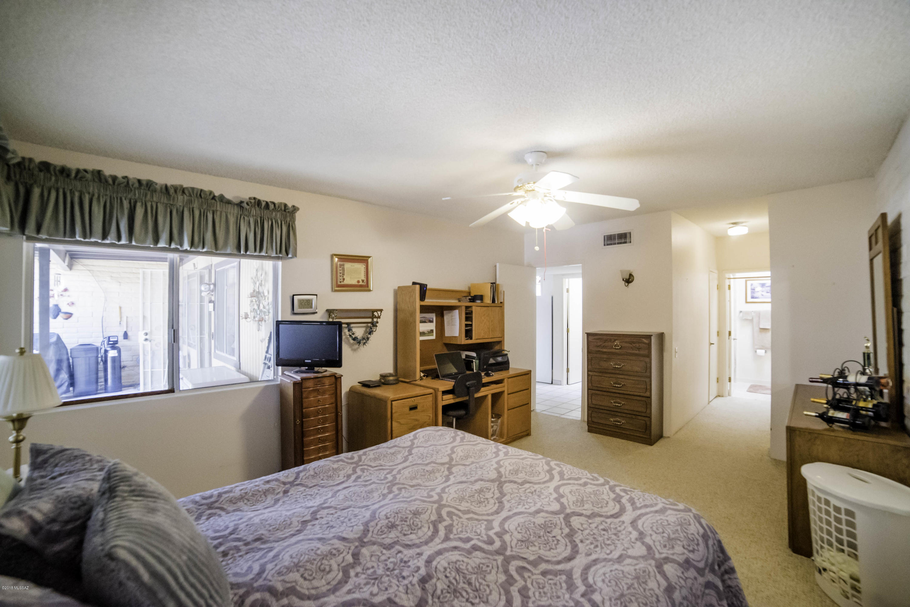 1418 W Placita Apache