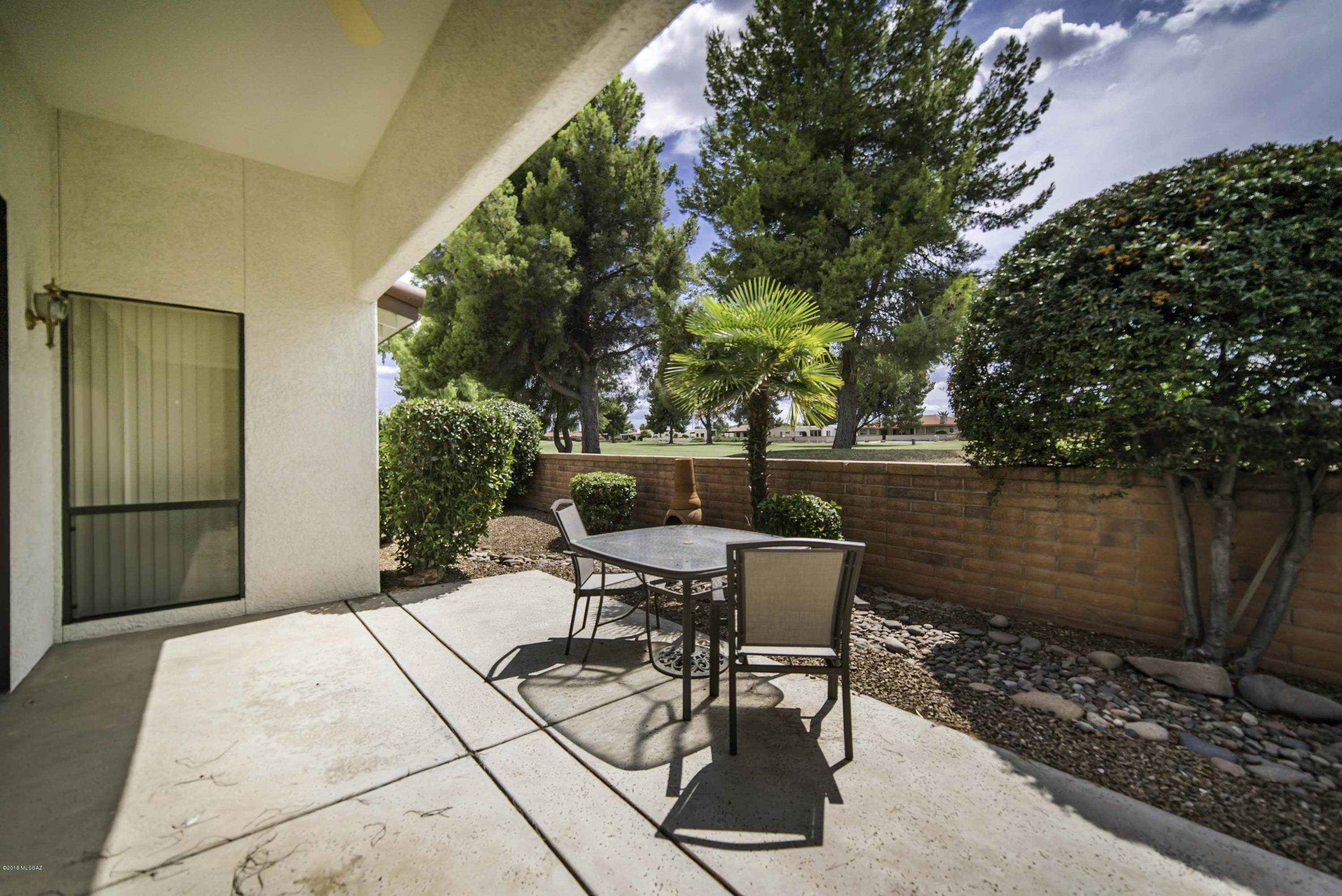 1241 N Paseo Del Cervato