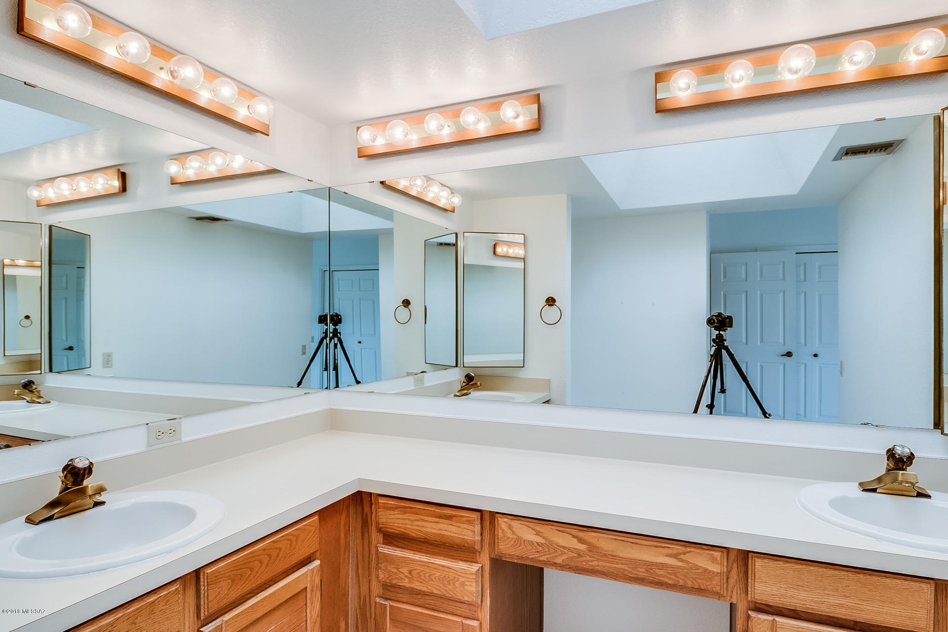 3250 S Avenida Oconor