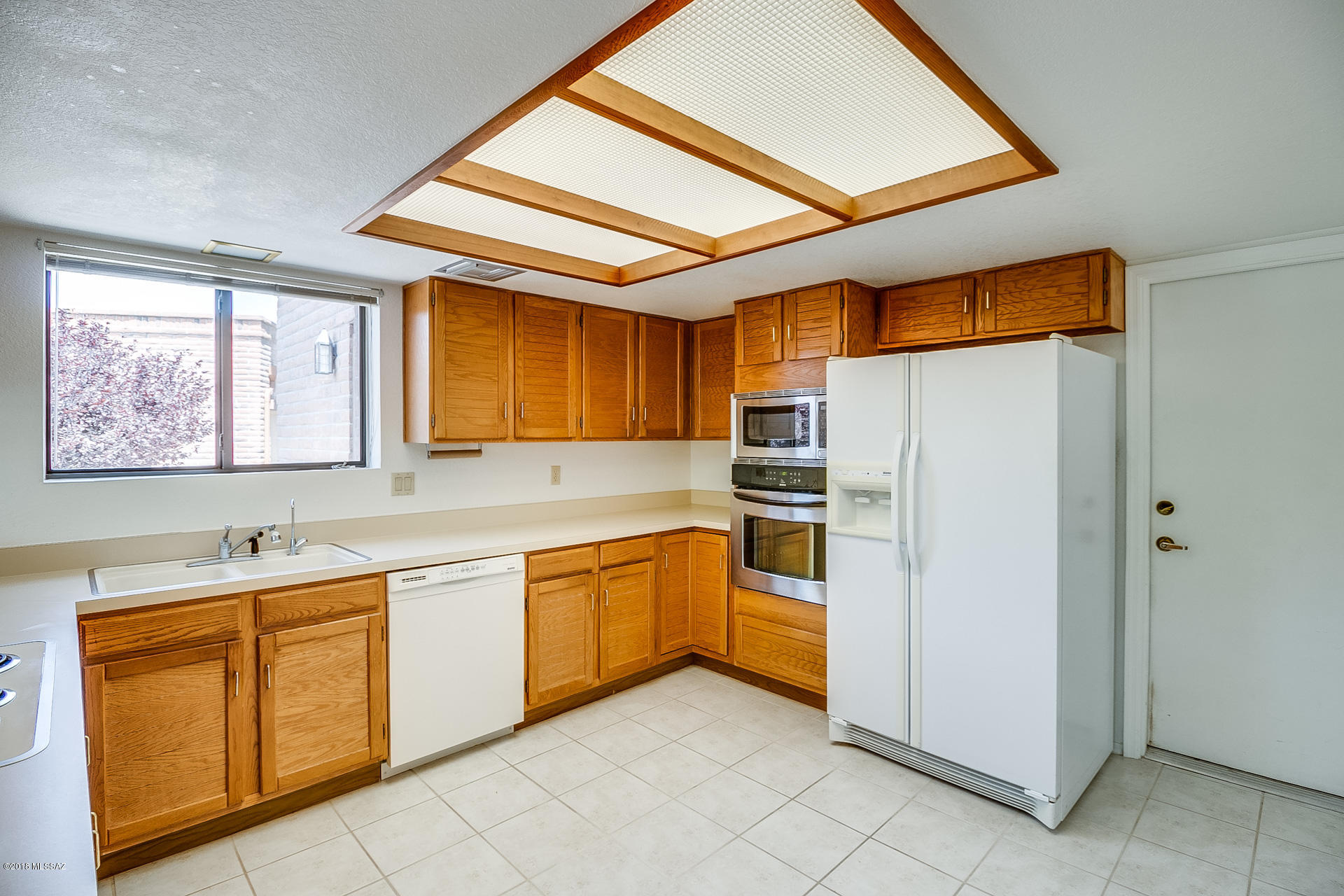 3250 S Avenida Oconor