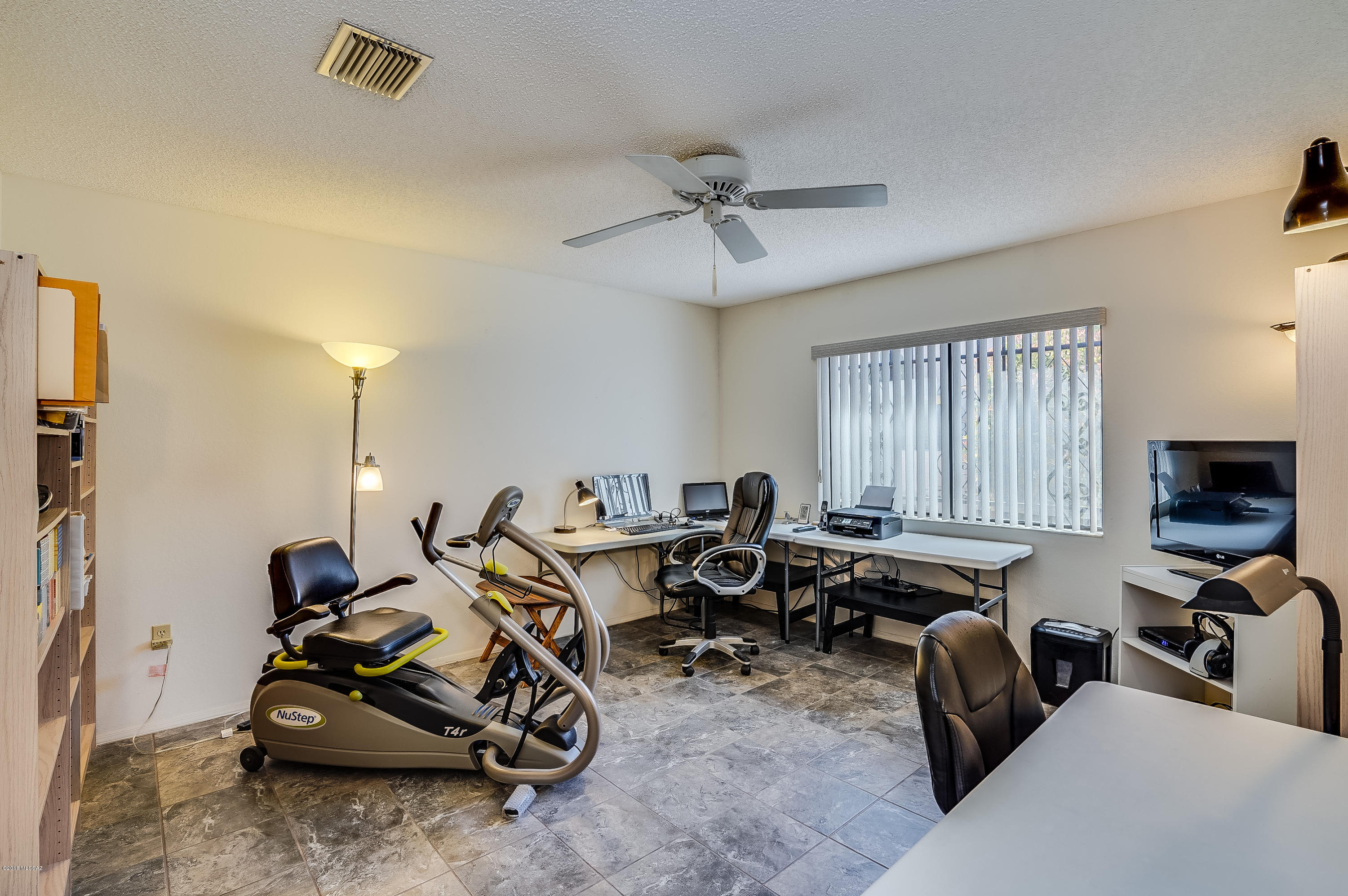 371 E Placita Idilio