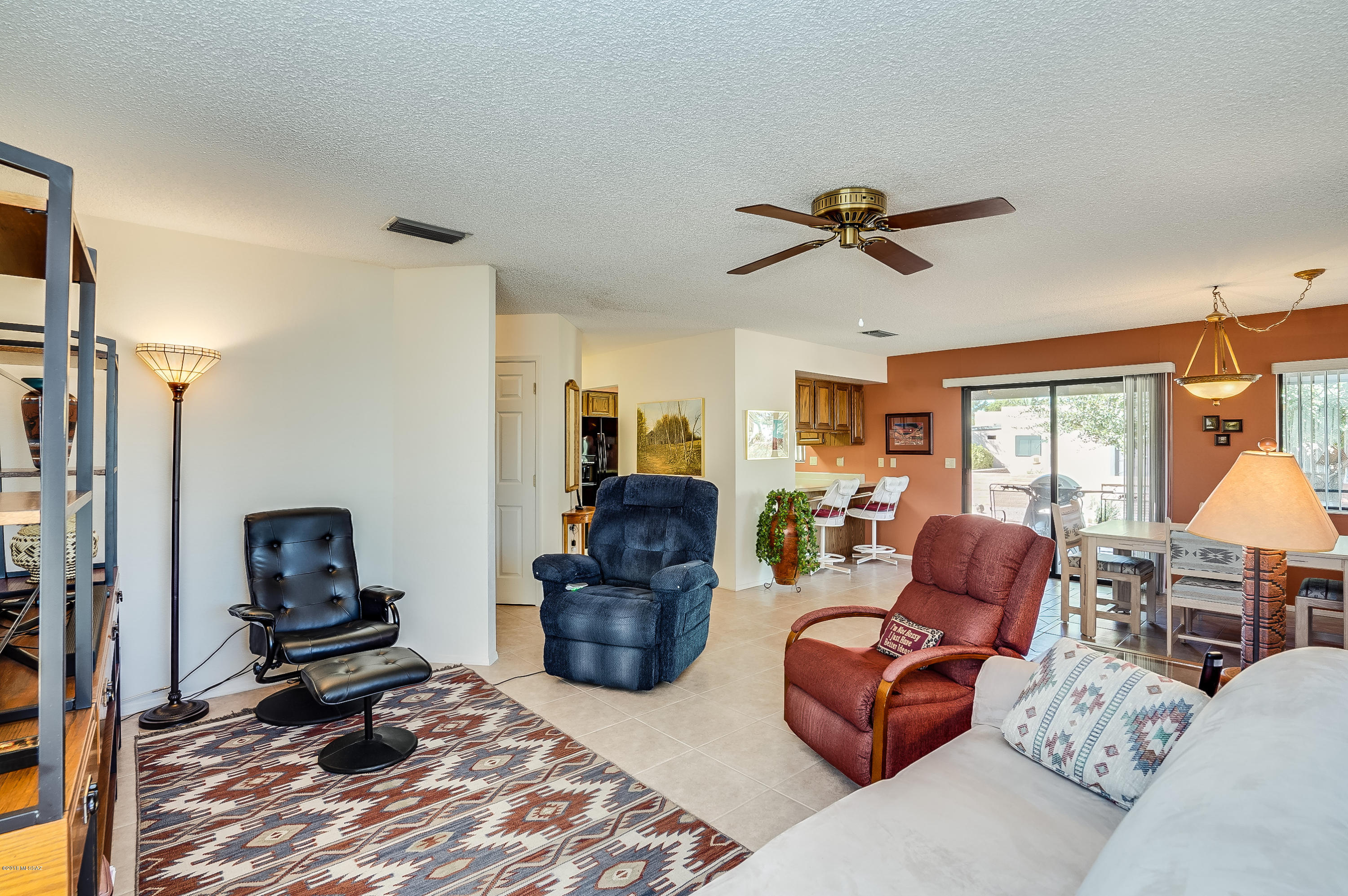 371 E Placita Idilio