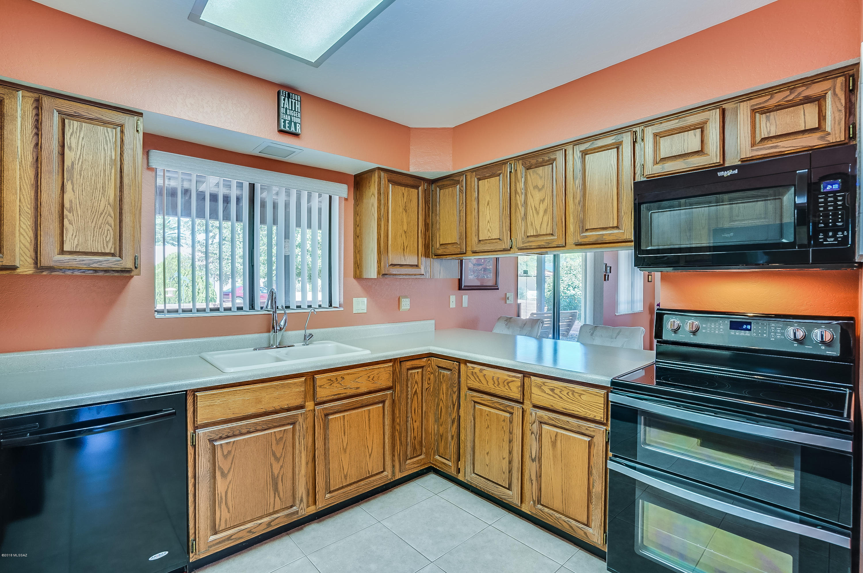 371 E Placita Idilio