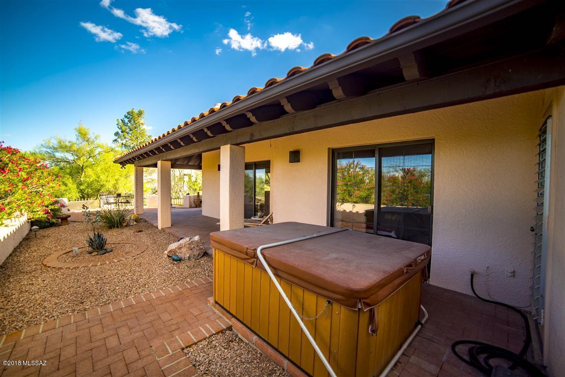 1290 W Placita De La Cotonia