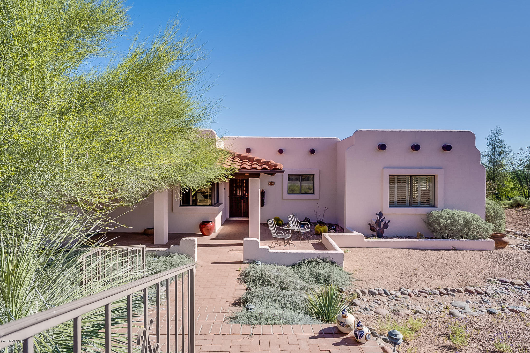 1290 W Placita De La Cotonia