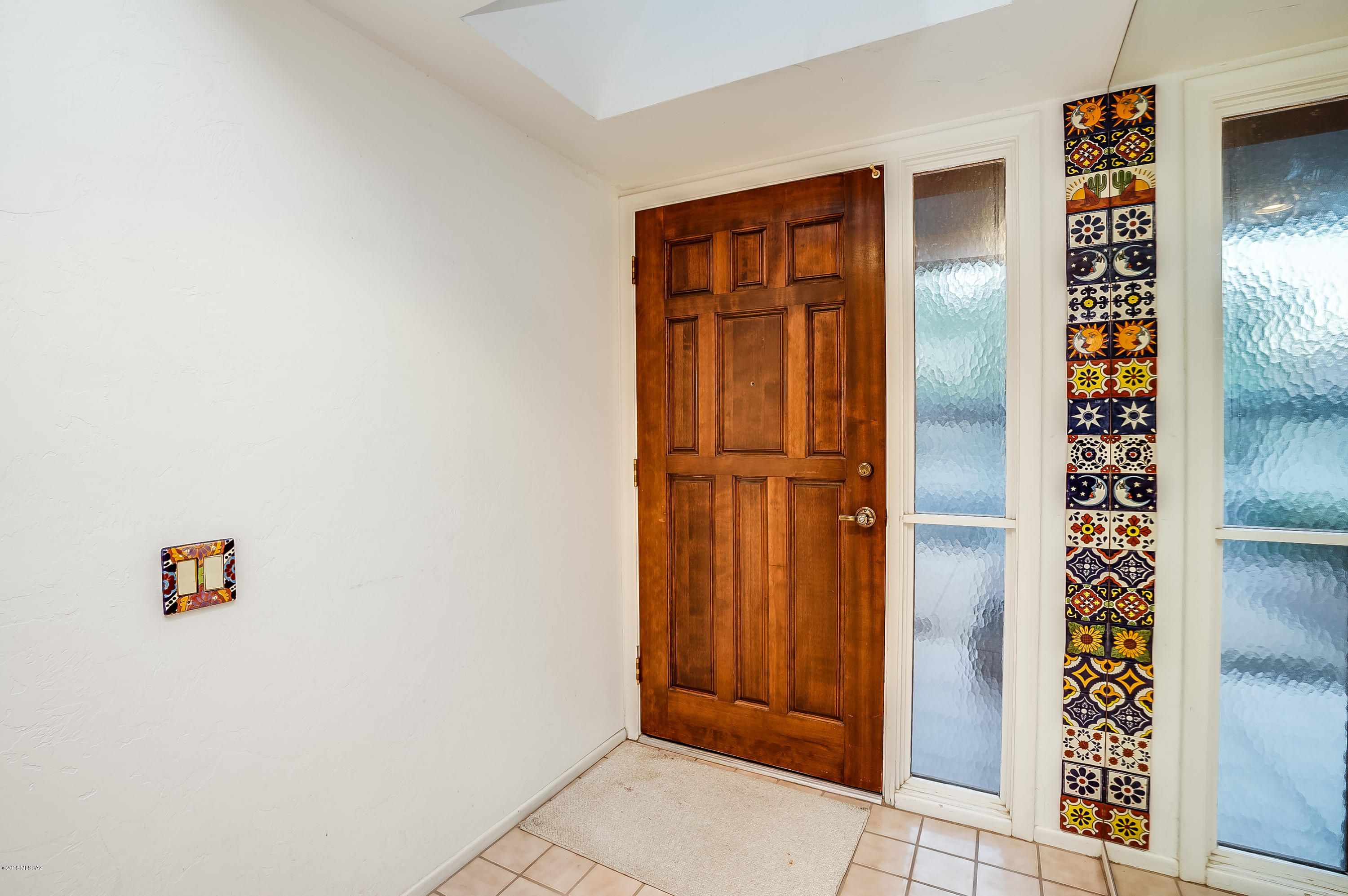 2521 S Calle De Humes