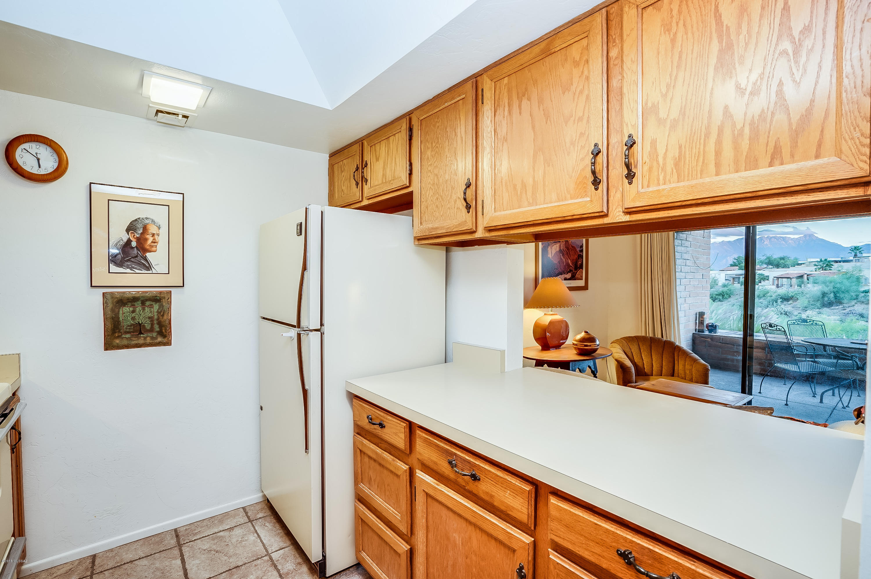 2521 S Calle De Humes