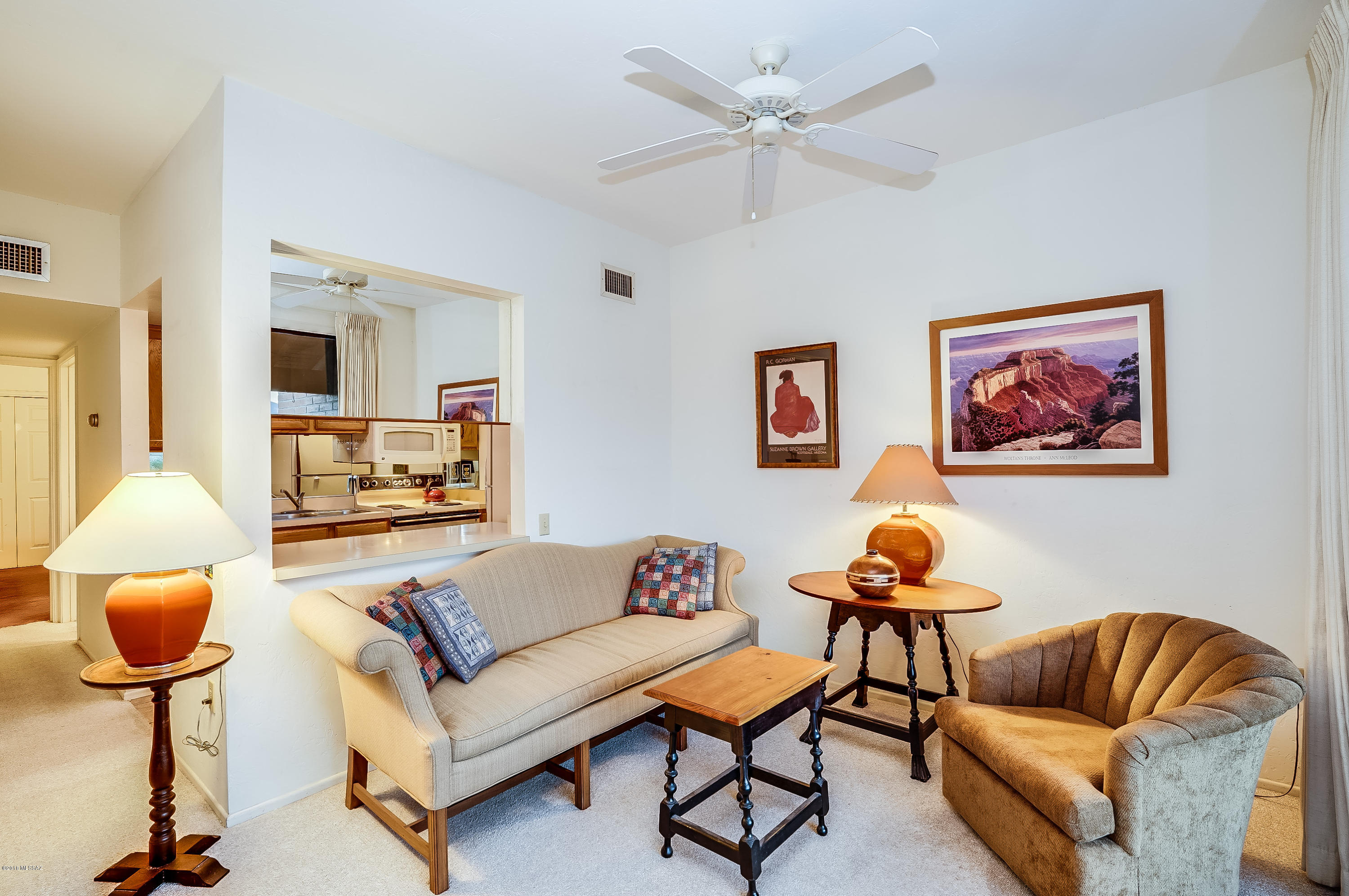 2521 S Calle De Humes