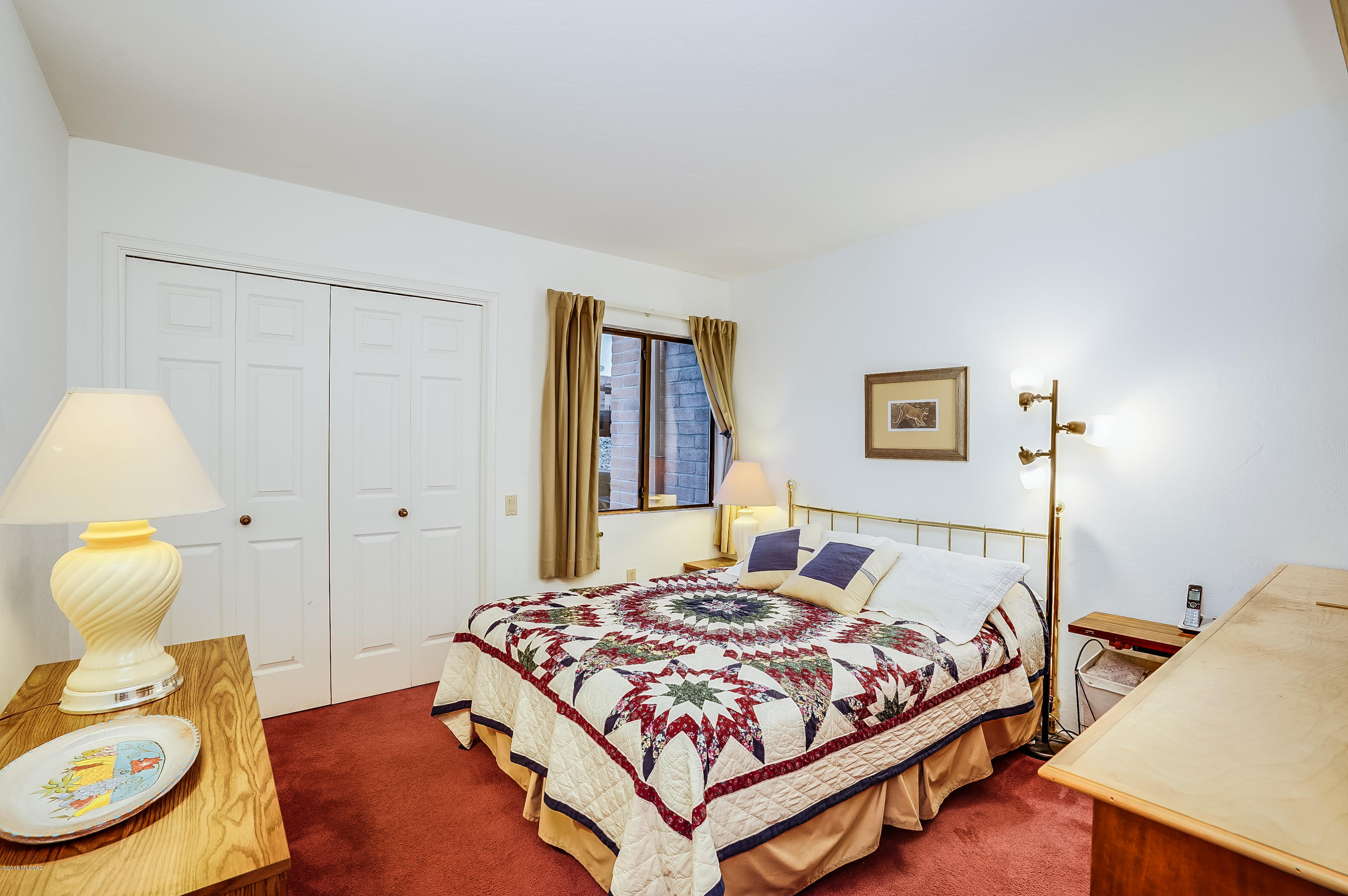 2521 S Calle De Humes