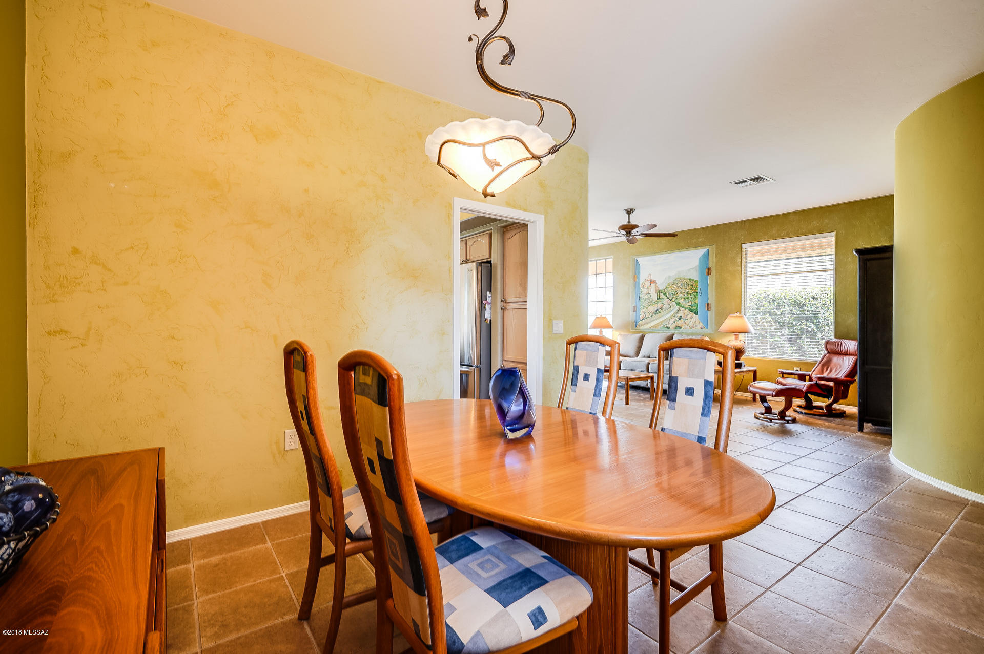 588 W Union Bell Drive