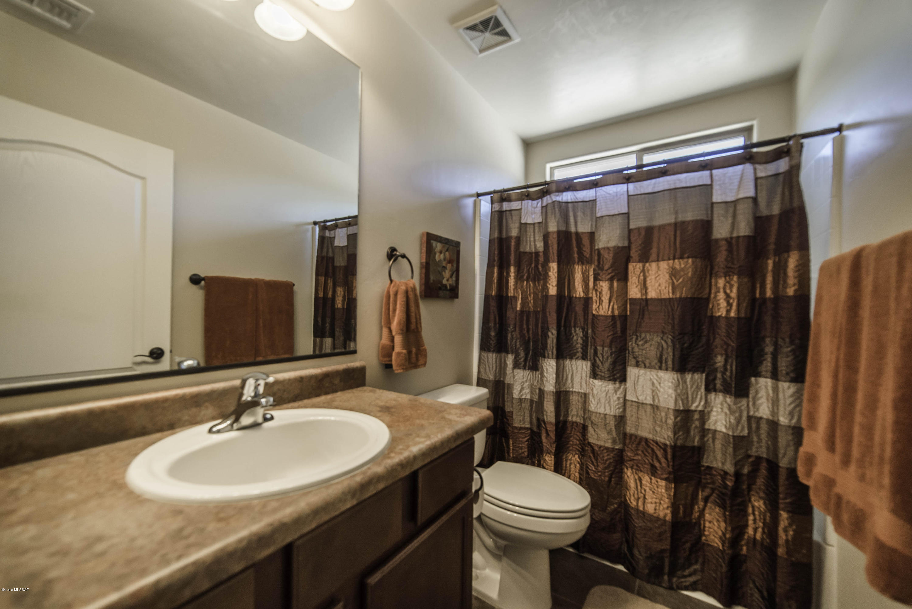 1085 W Placita Vargas