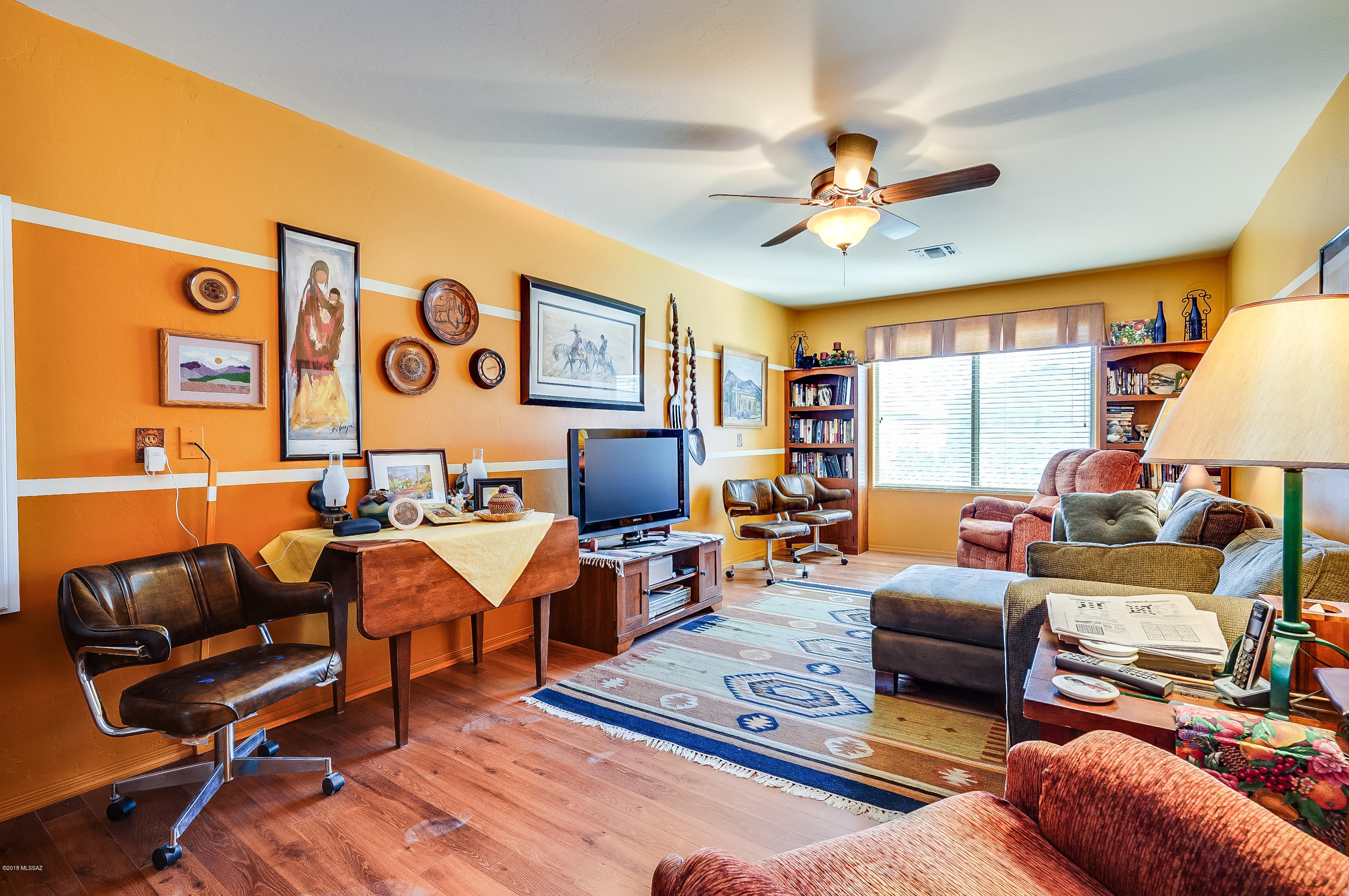 902 W Mountain Stone Drive