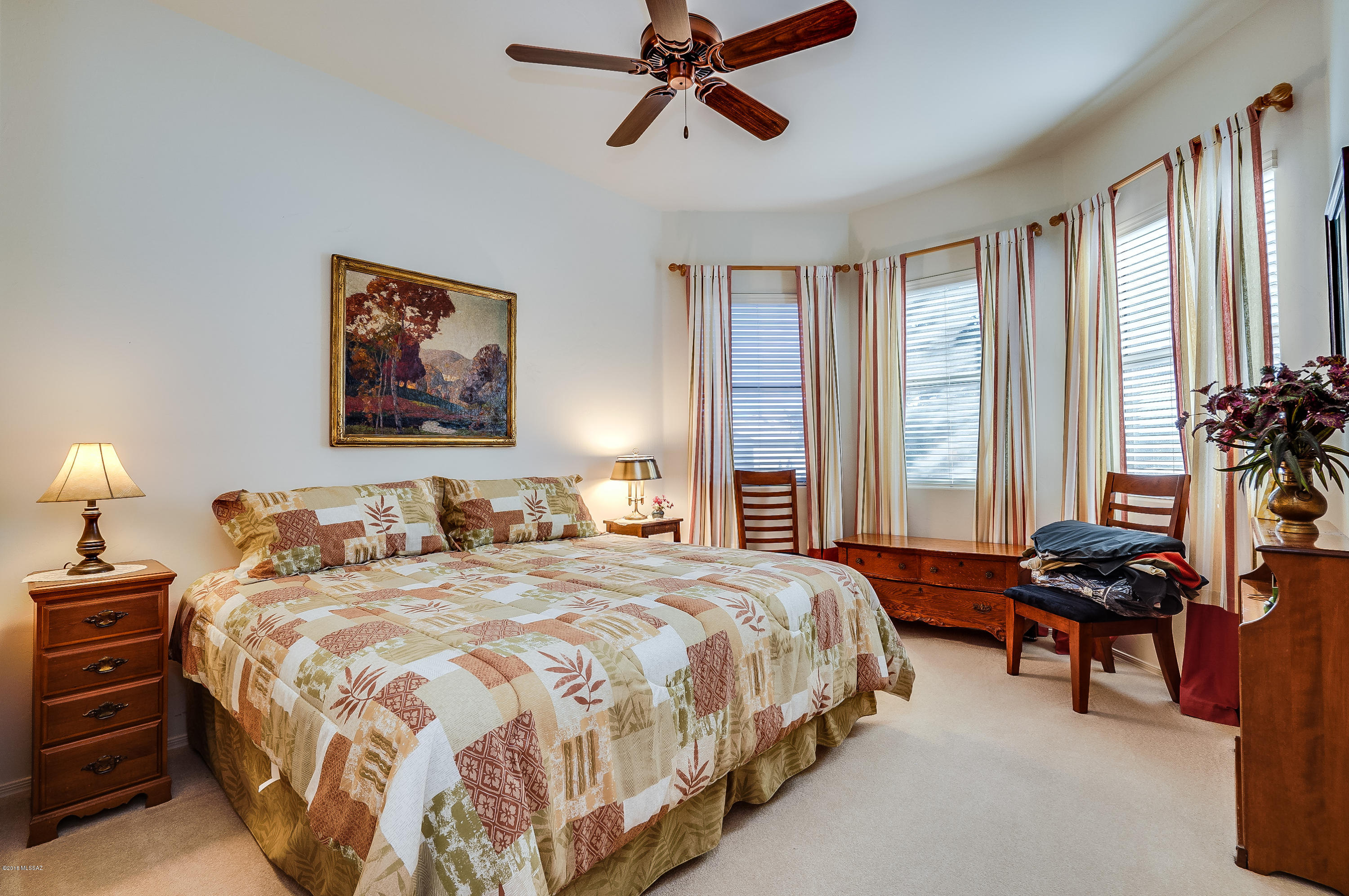 902 W Mountain Stone Drive