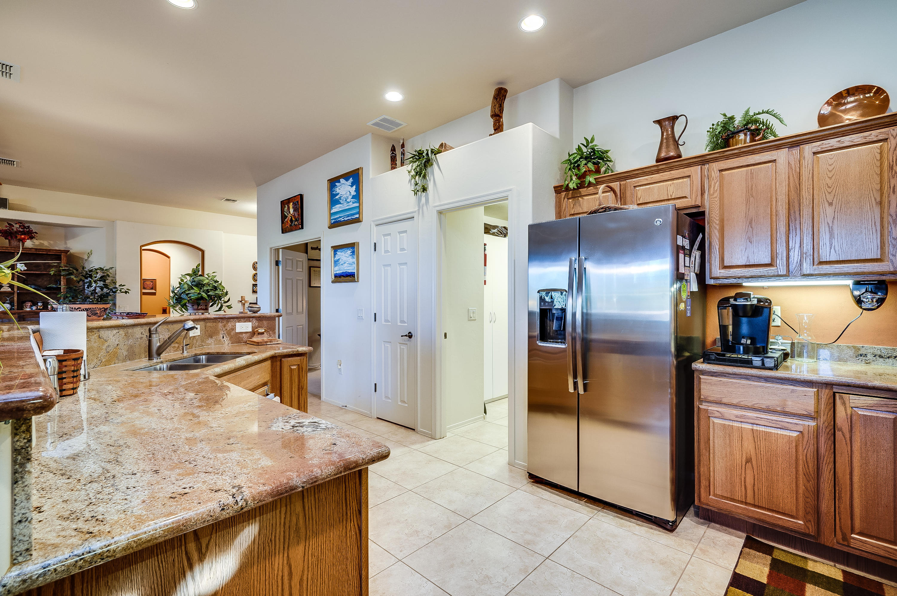 902 W Mountain Stone Drive