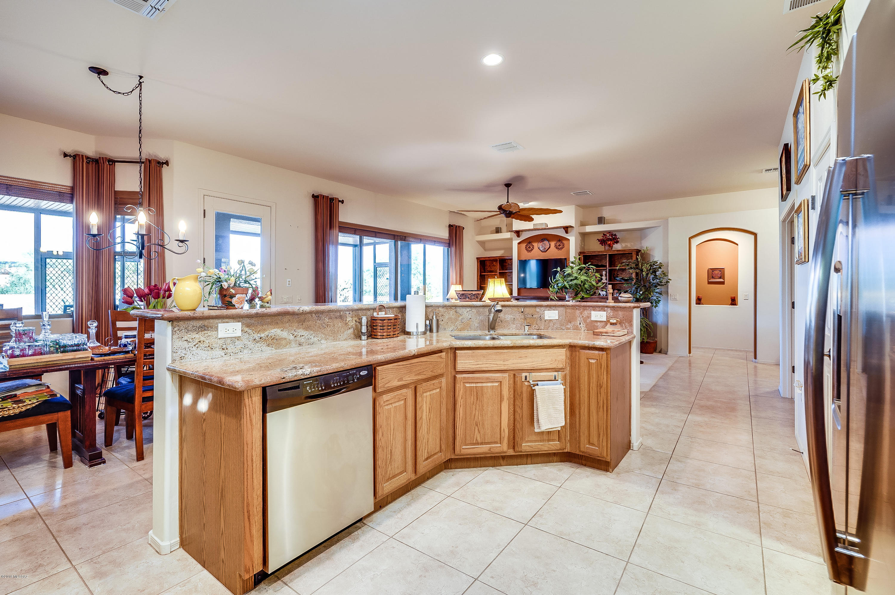 902 W Mountain Stone Drive