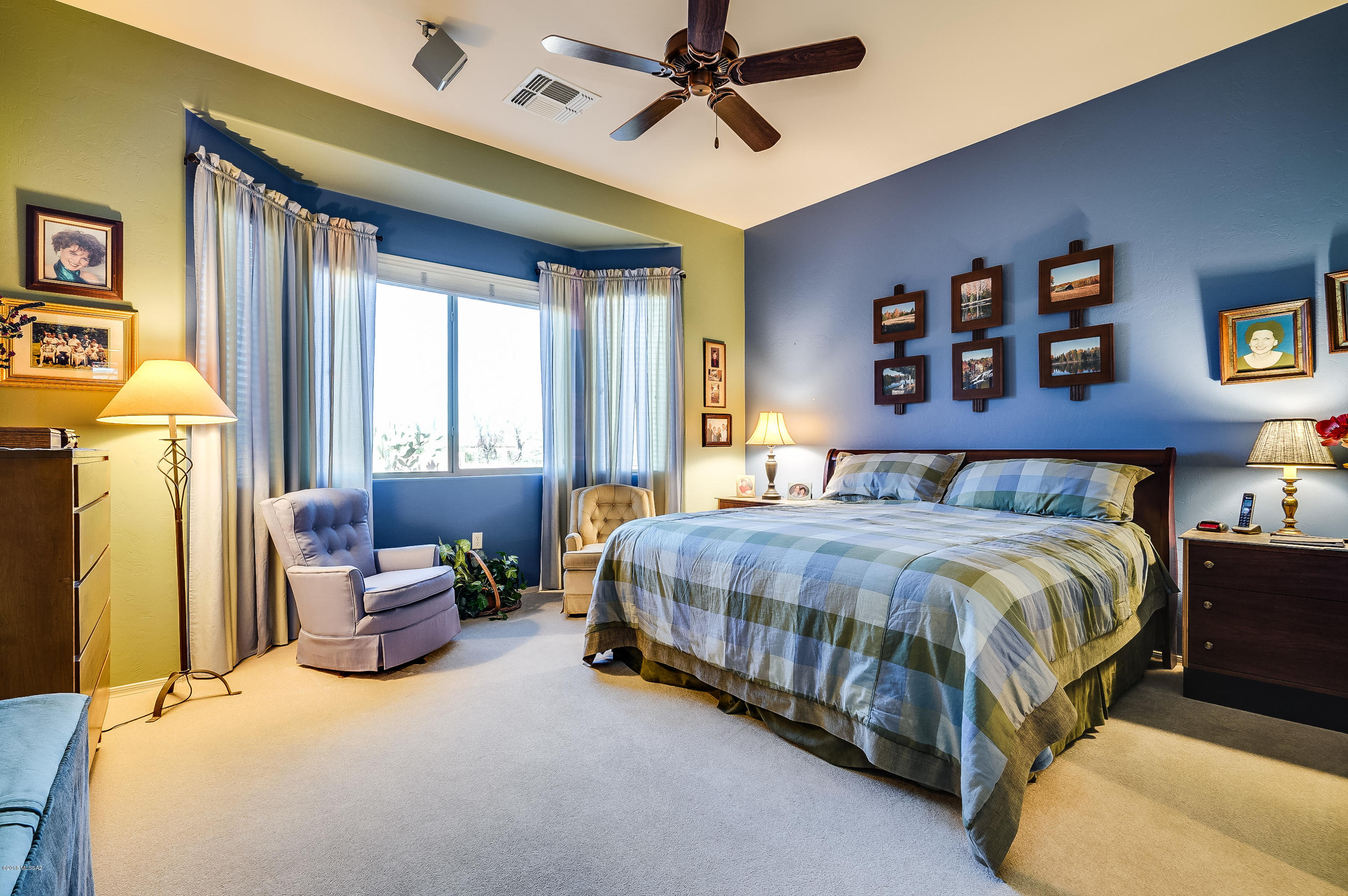 902 W Mountain Stone Drive