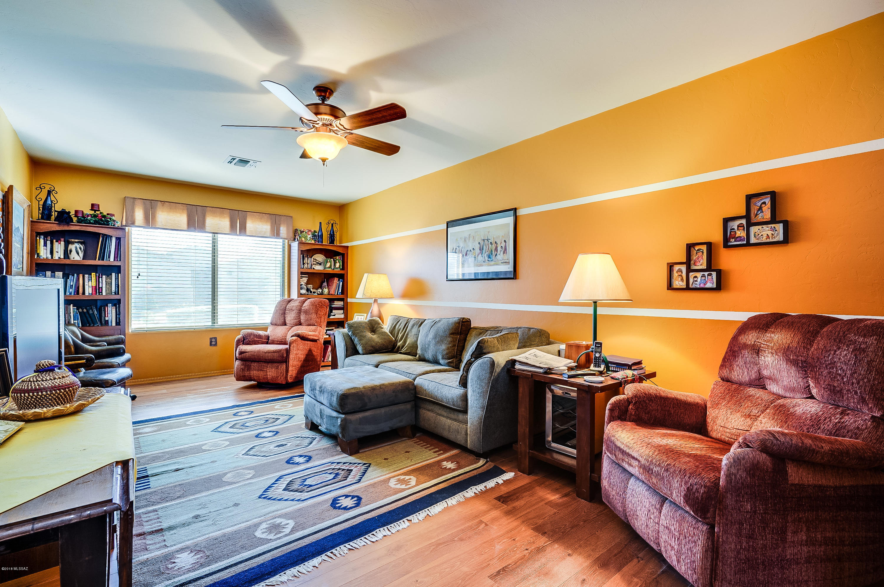 902 W Mountain Stone Drive