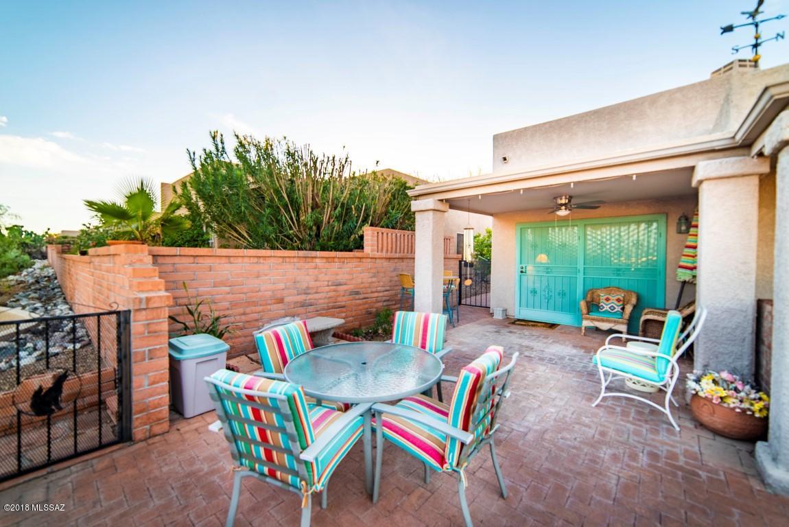 2371 S Orchard View Drive