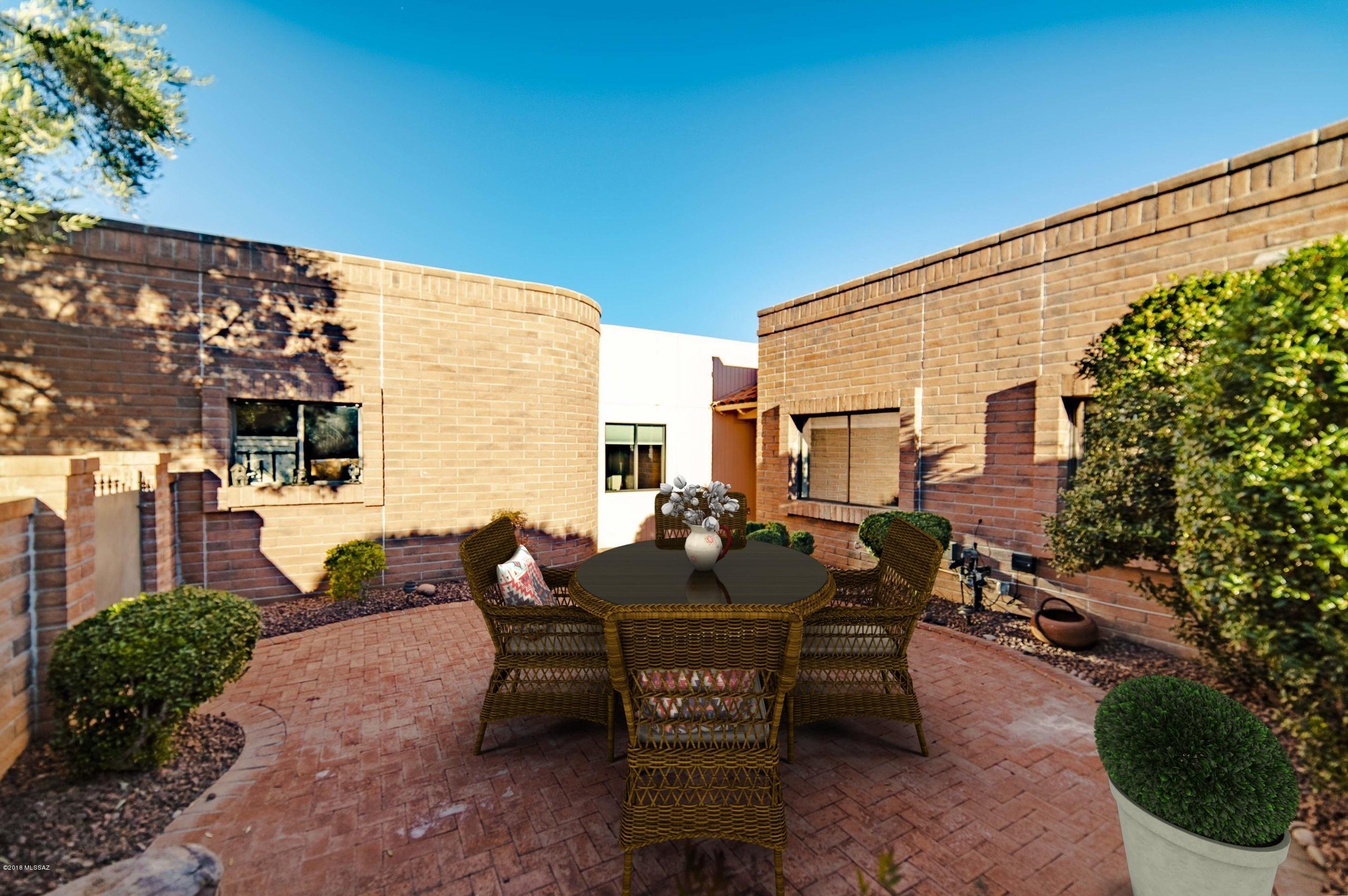 3841 S Placita De La Moneda