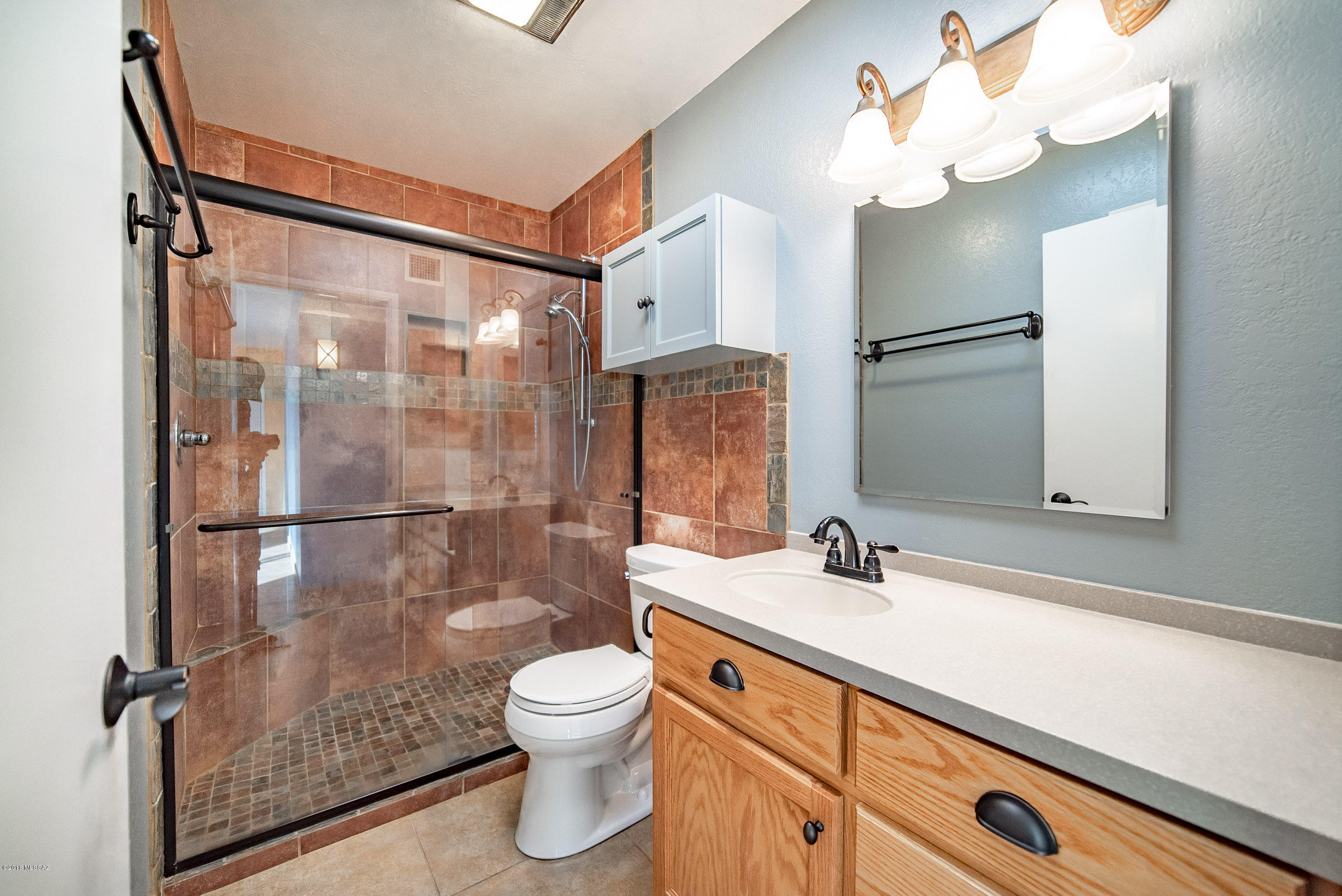 633 W Paseo Del Prado