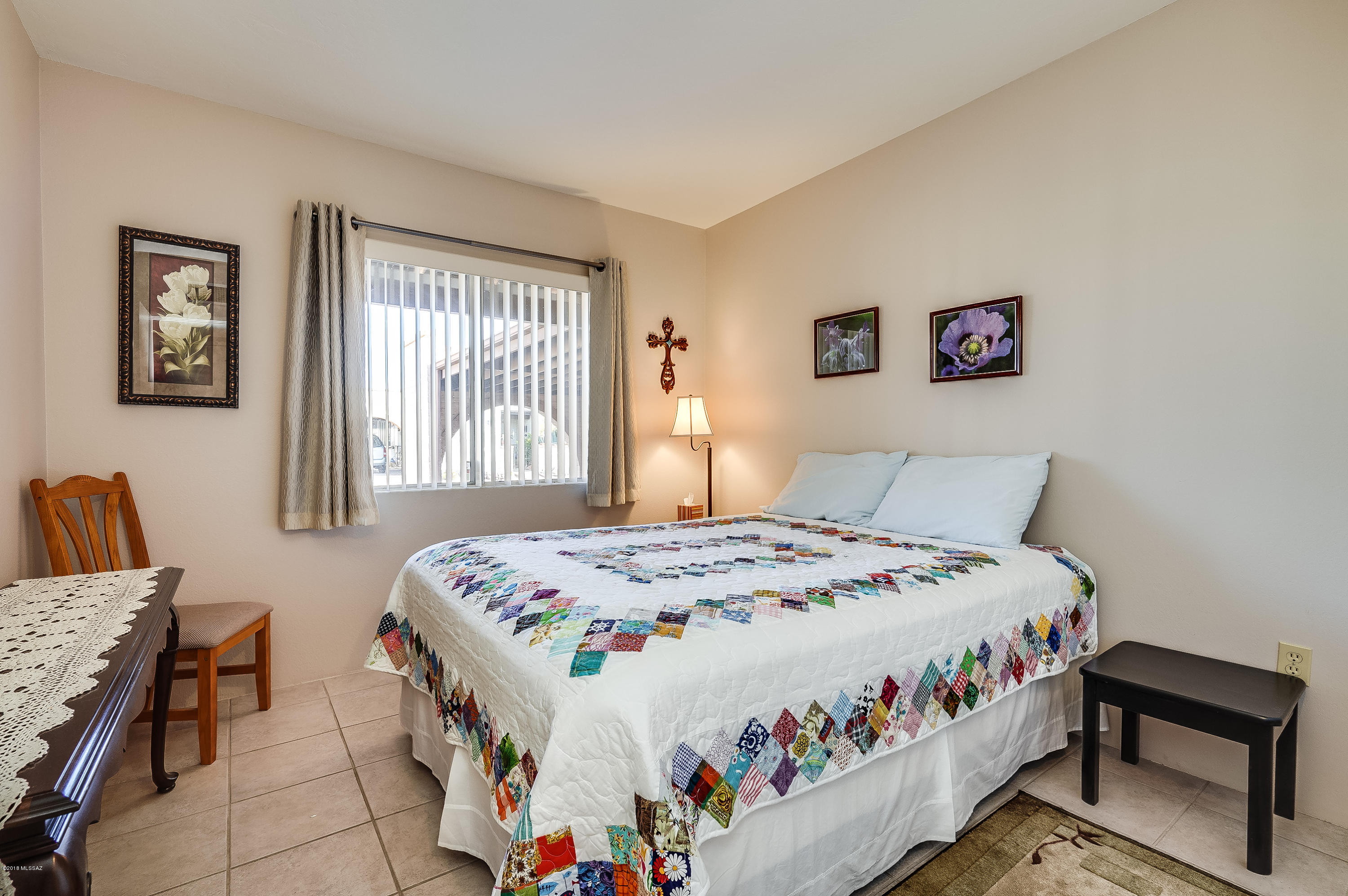 1387 W Camino Tolteca