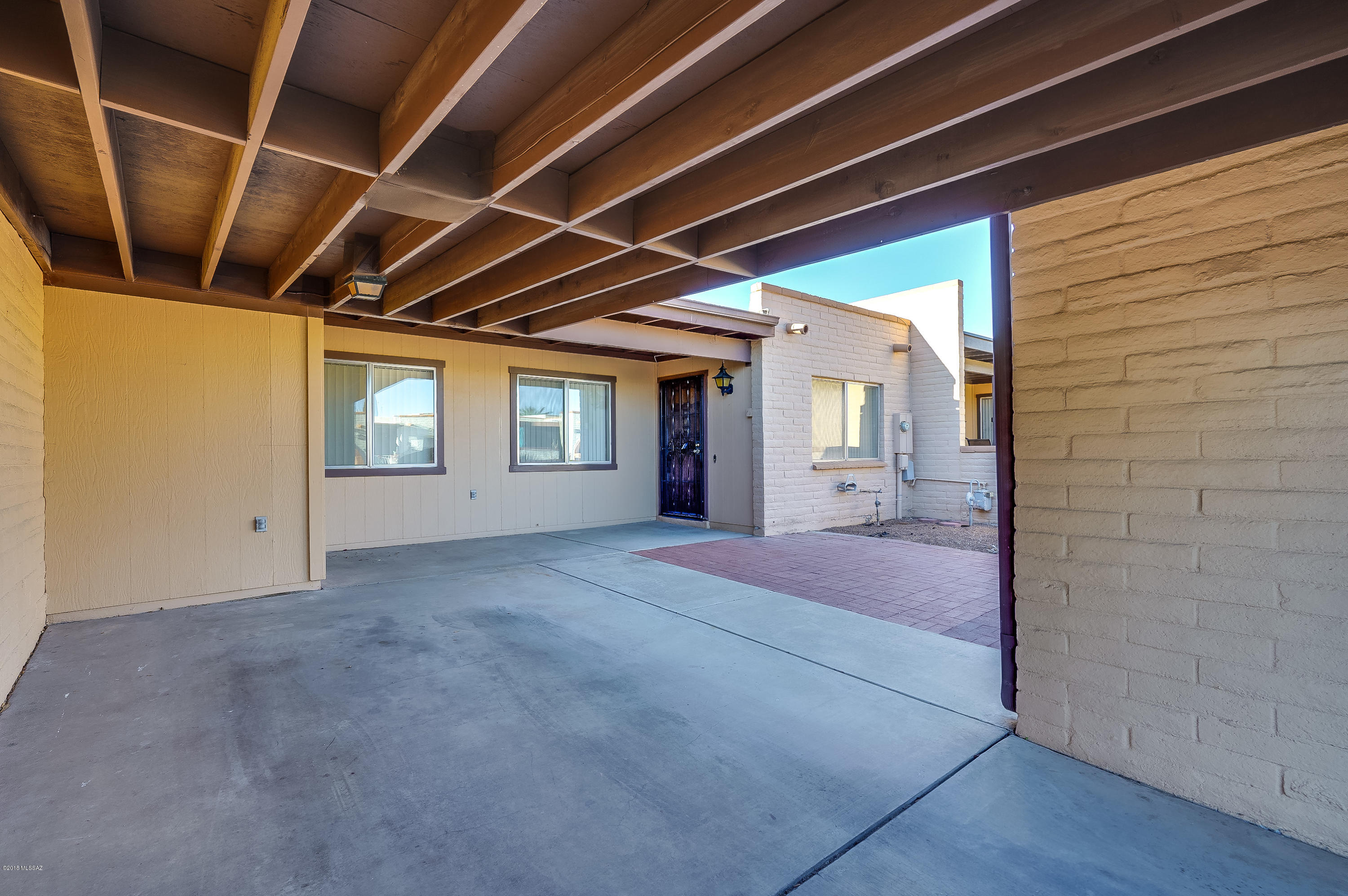 1387 W Camino Tolteca