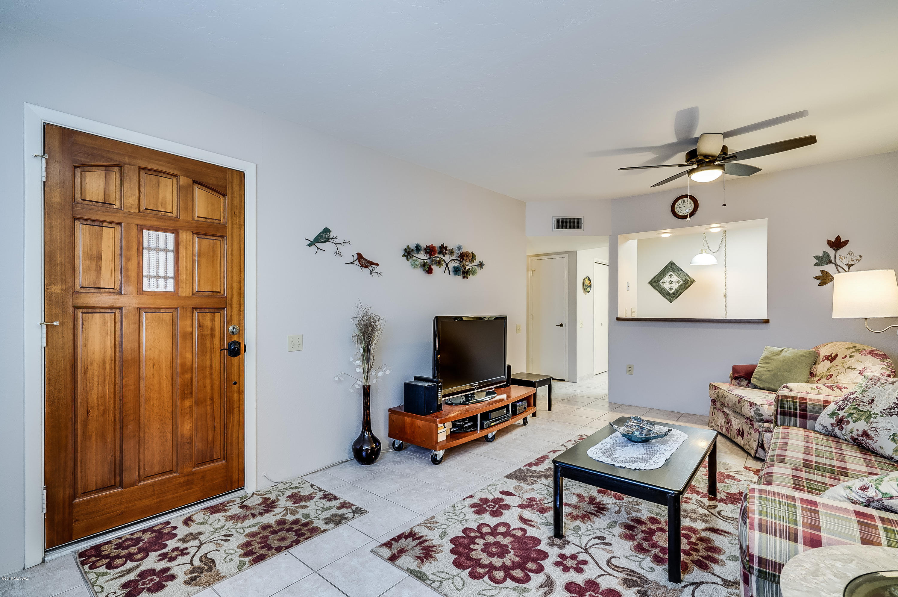 1387 W Camino Tolteca