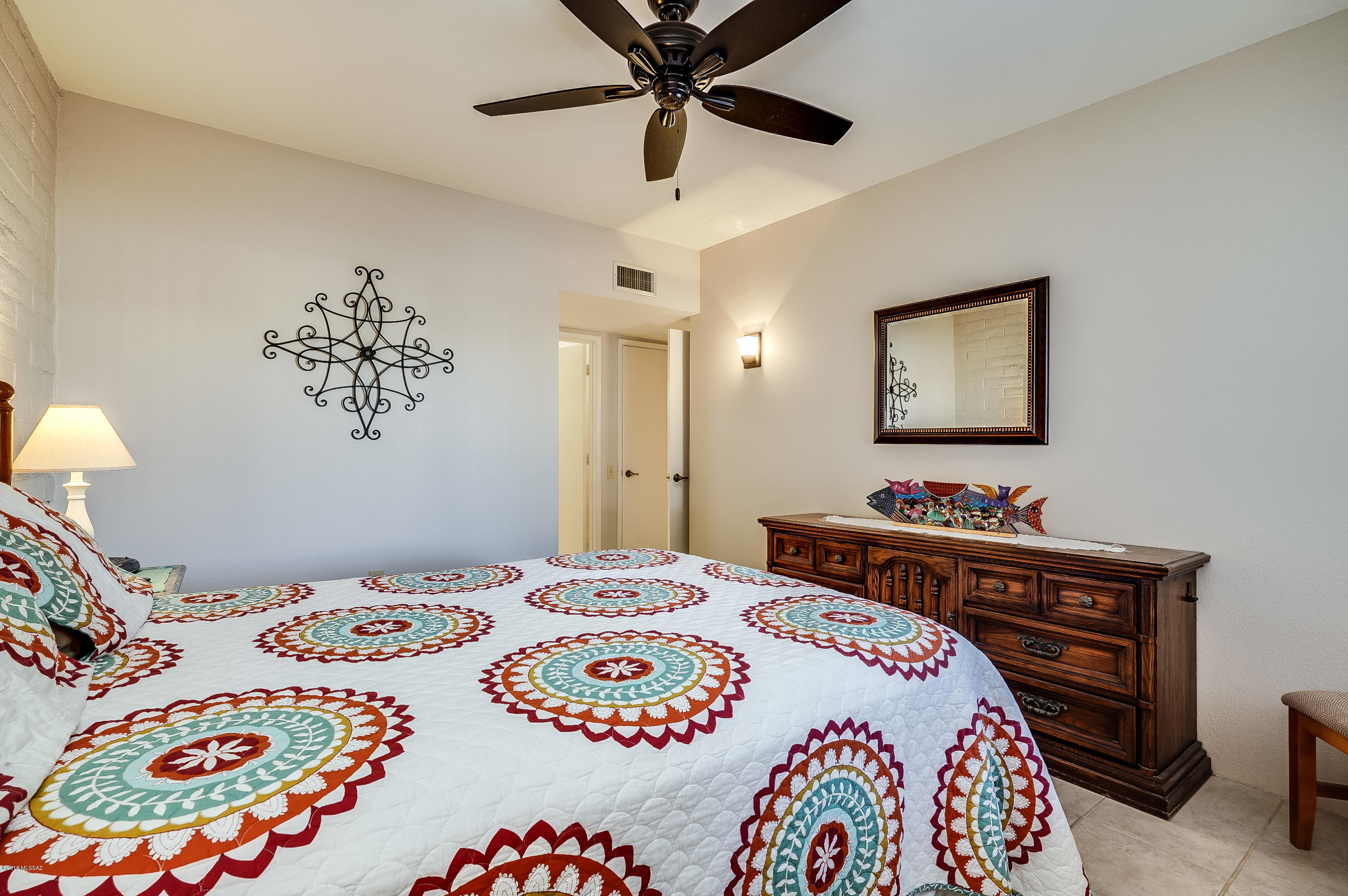 1387 W Camino Tolteca