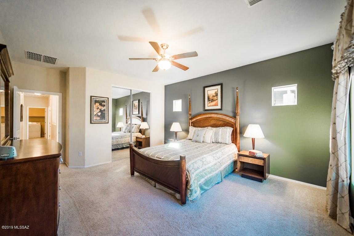 15832 S Via Cayetano