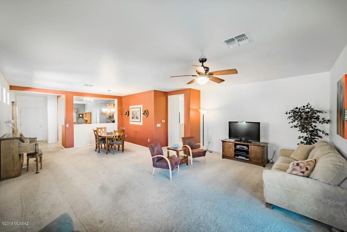 15832 S Via Cayetano