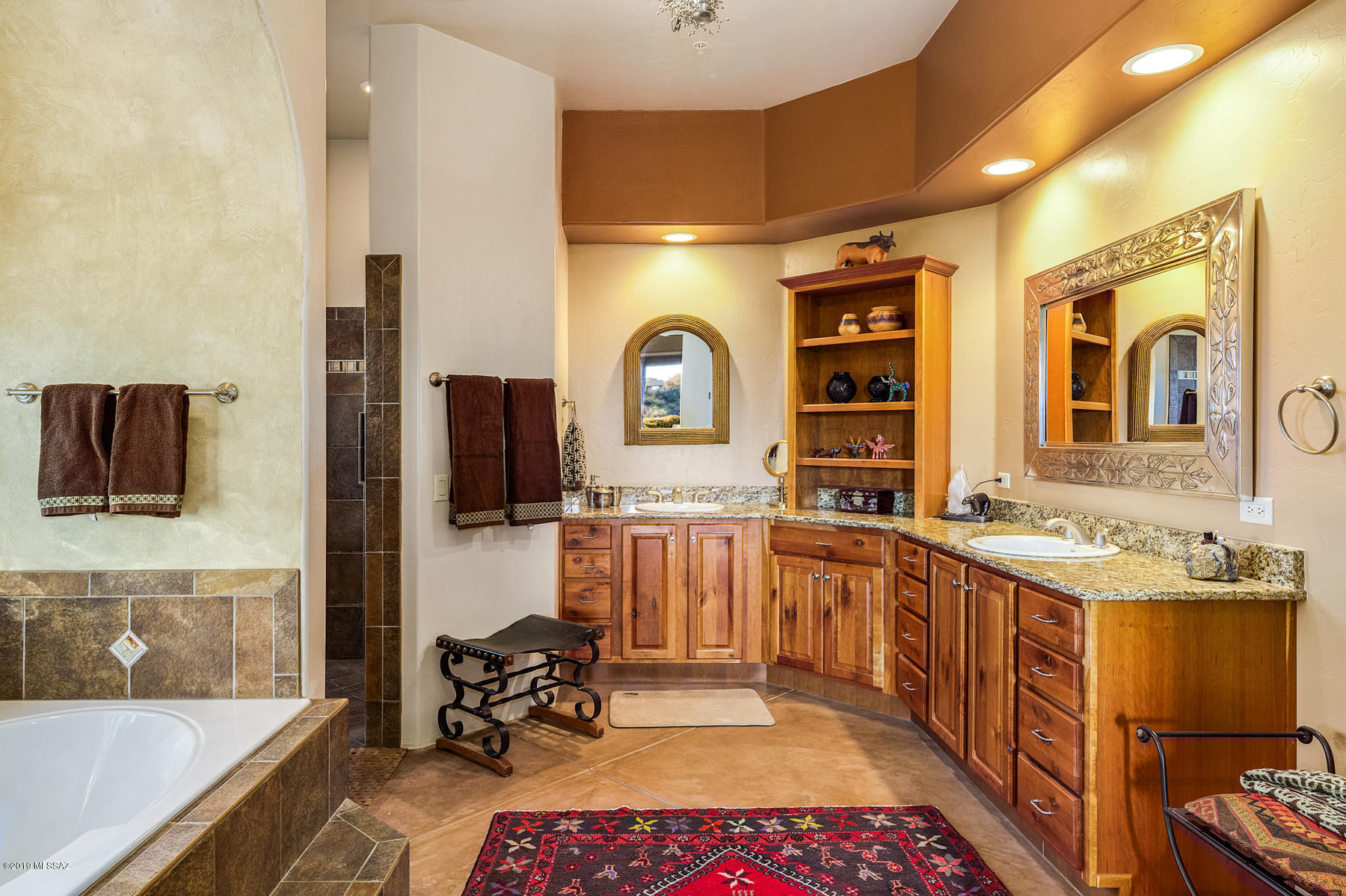 1072 S Dutch John Spring Court