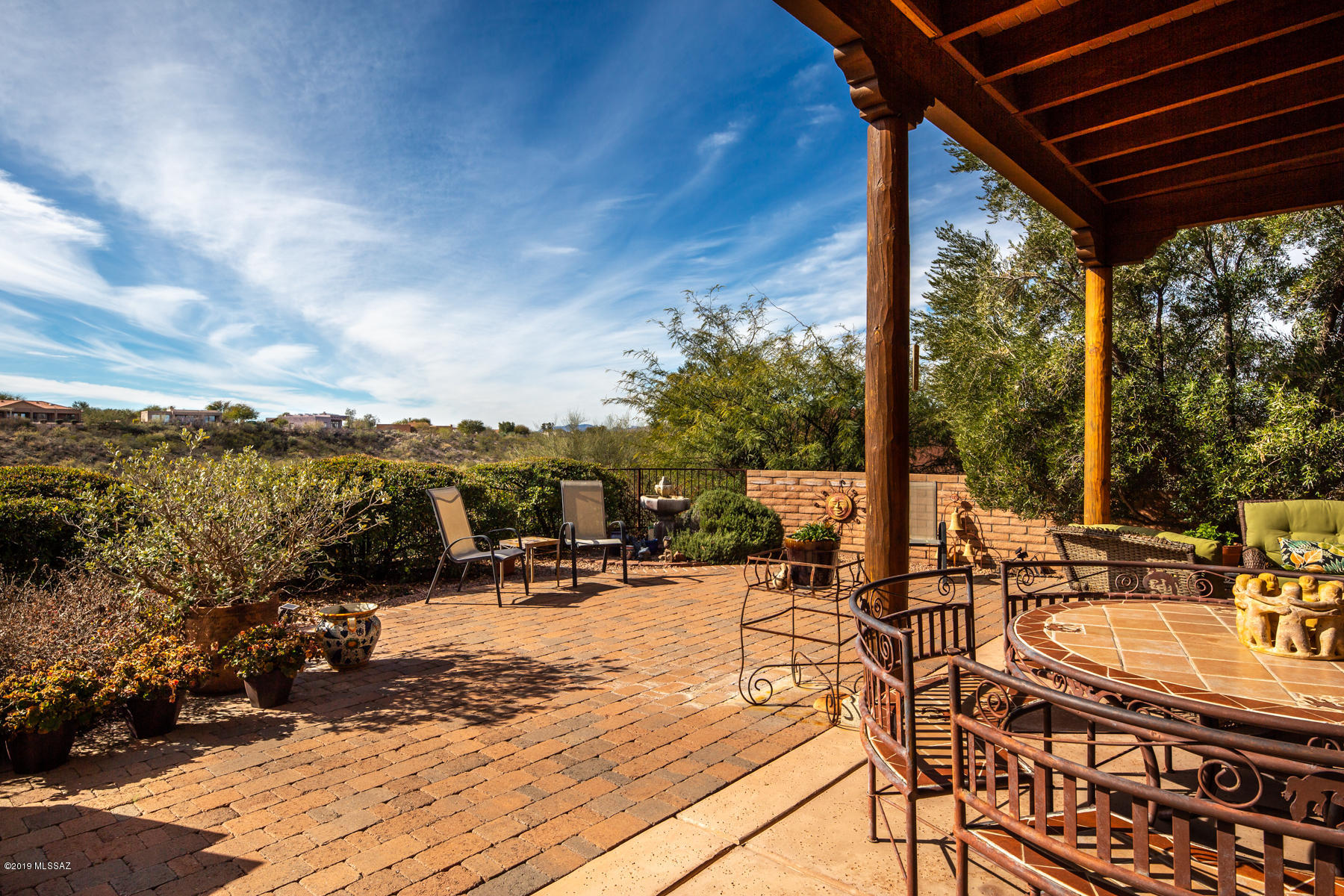 1072 S Dutch John Spring Court