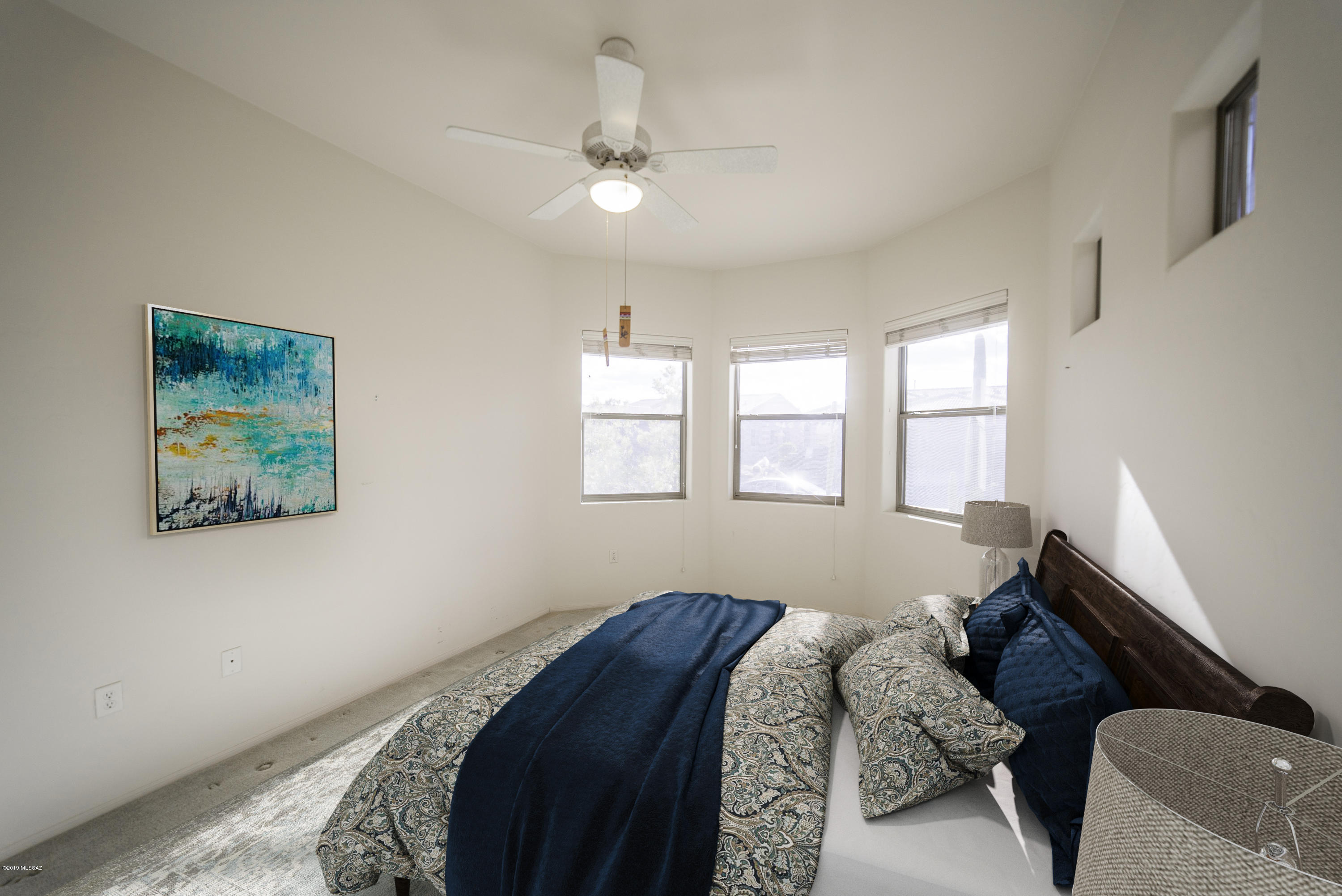 2284 W Calle Balaustre