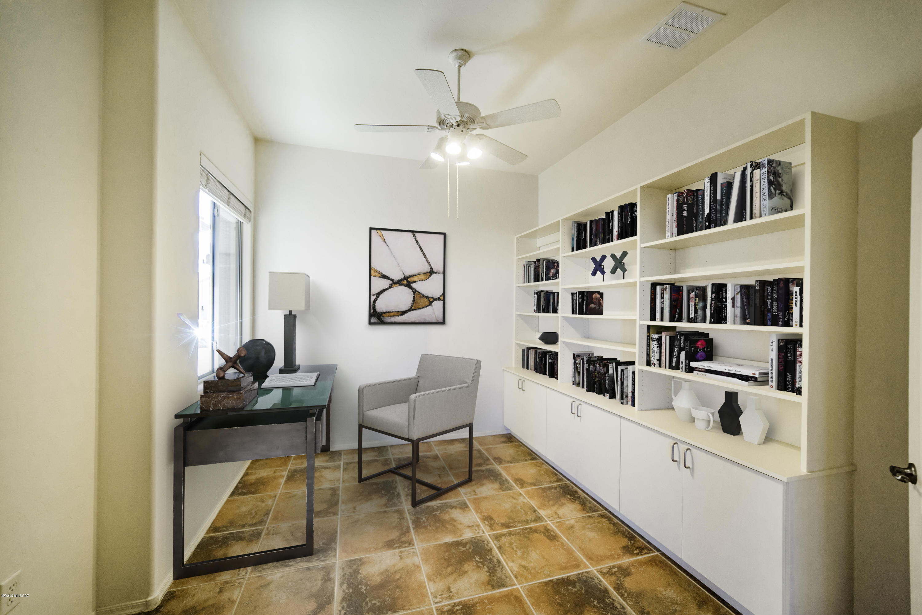 2284 W Calle Balaustre