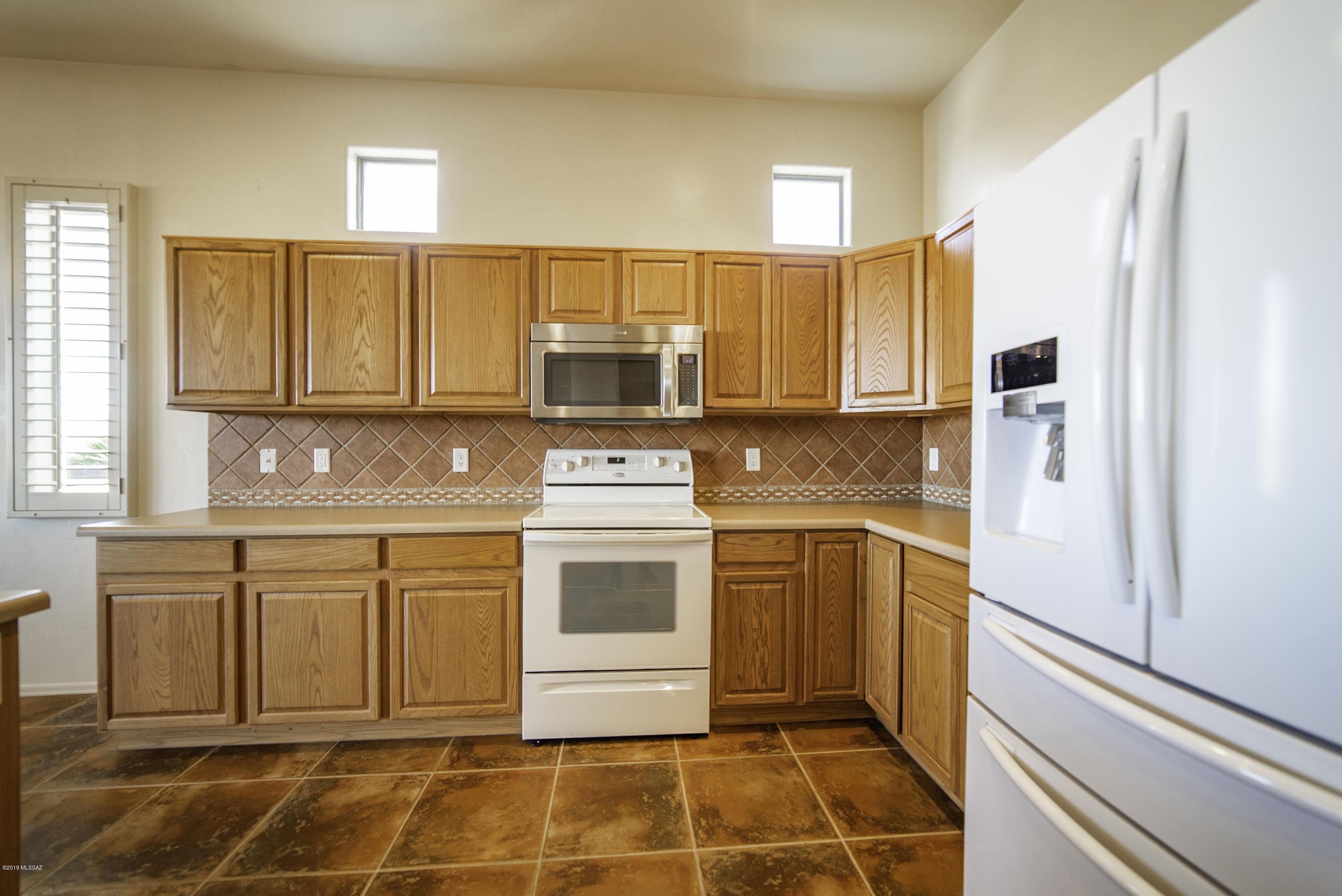 2284 W Calle Balaustre