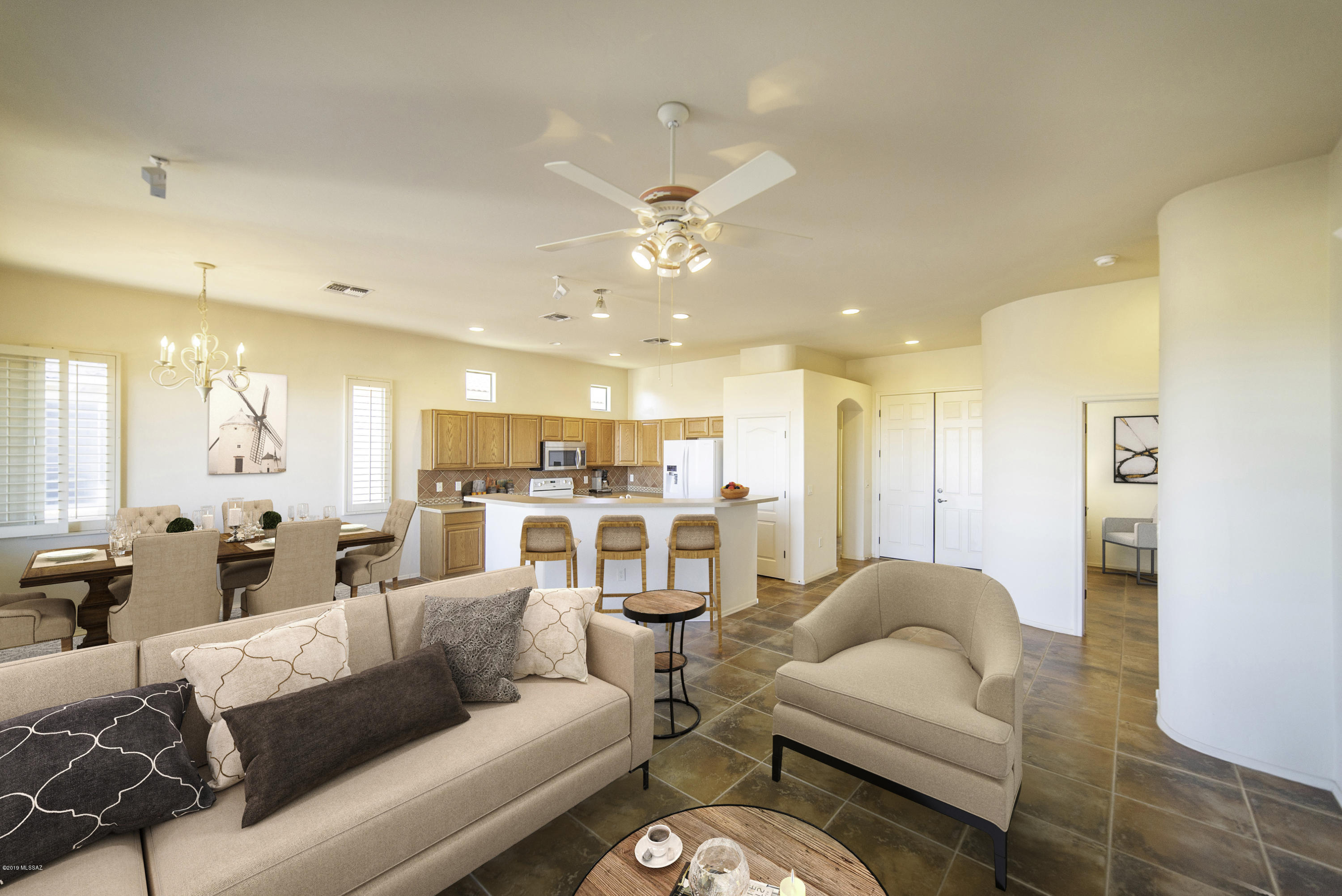 2284 W Calle Balaustre