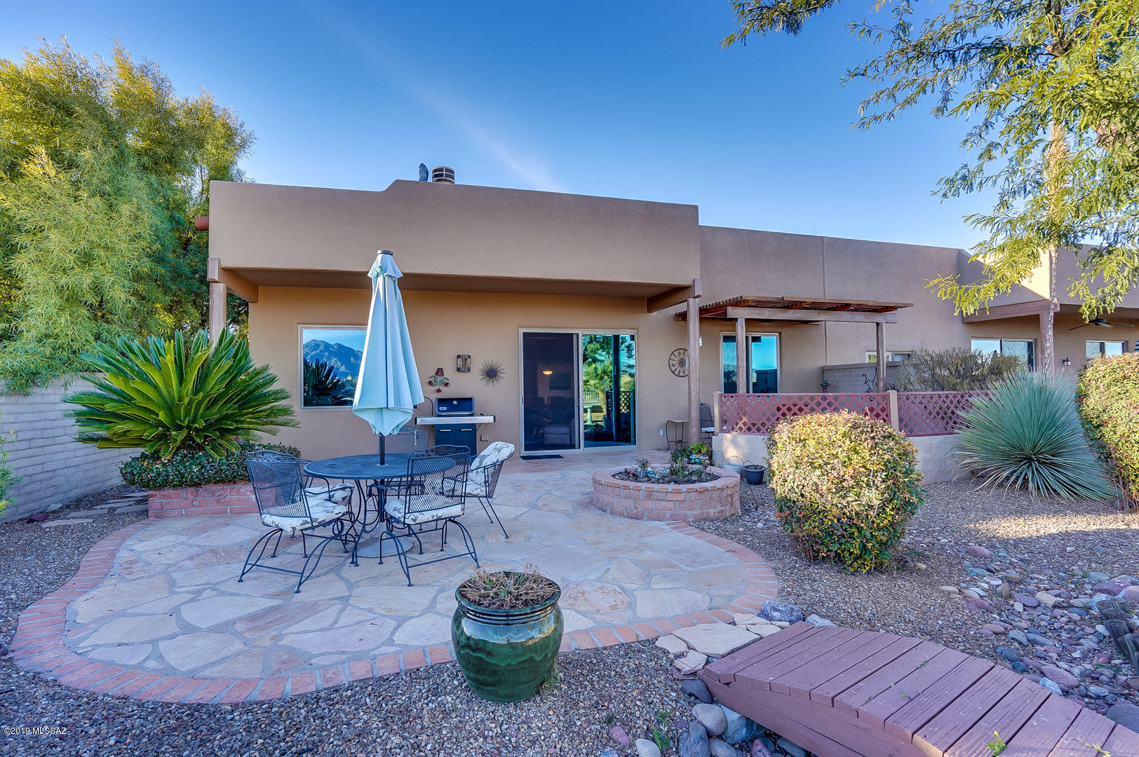 4033 S Golden Lynx Road