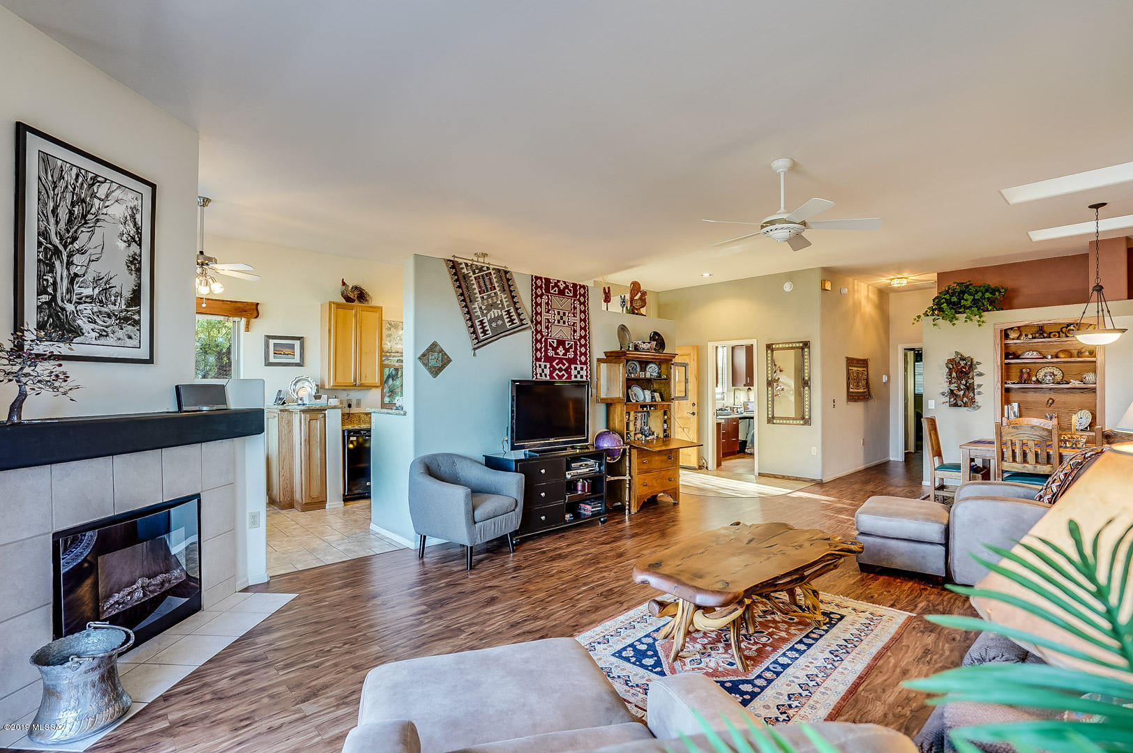 4033 S Golden Lynx Road