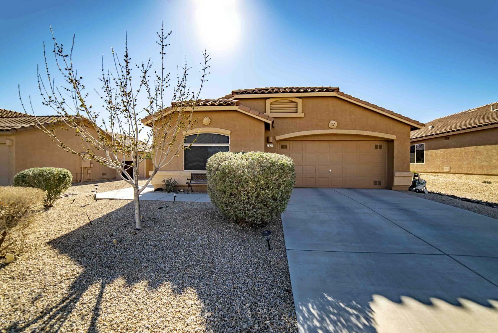 1621 N Rio La Junta
