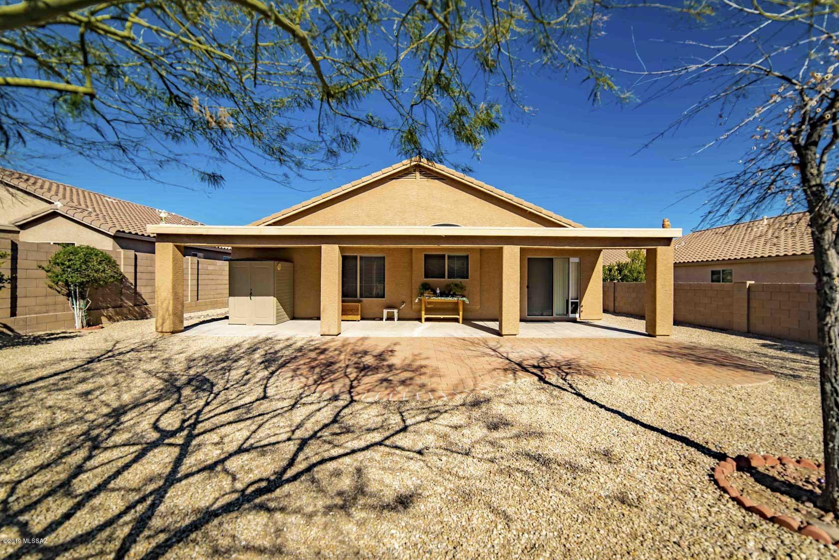 1621 N Rio La Junta