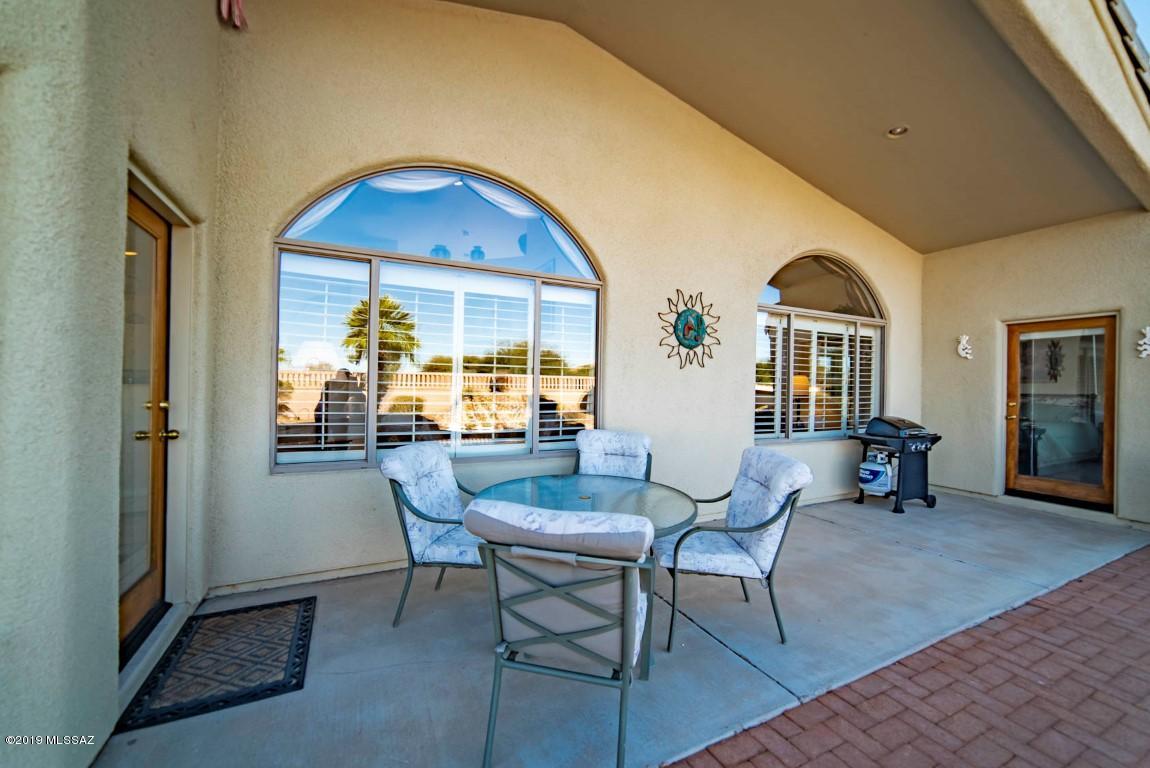 3427 S Waterfall Drive