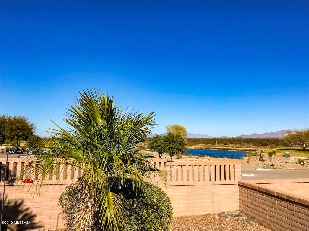 3427 S Waterfall Drive