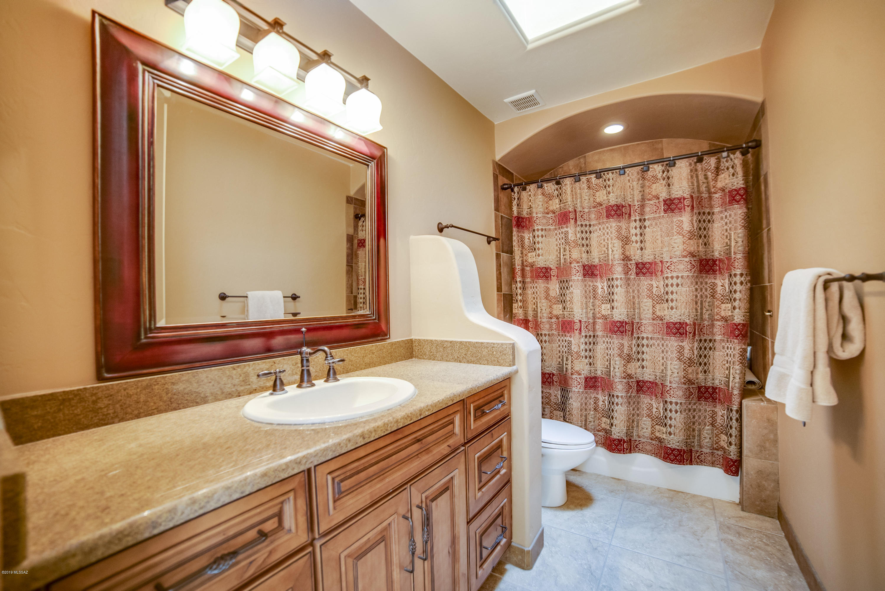 916 W Placita Quieta